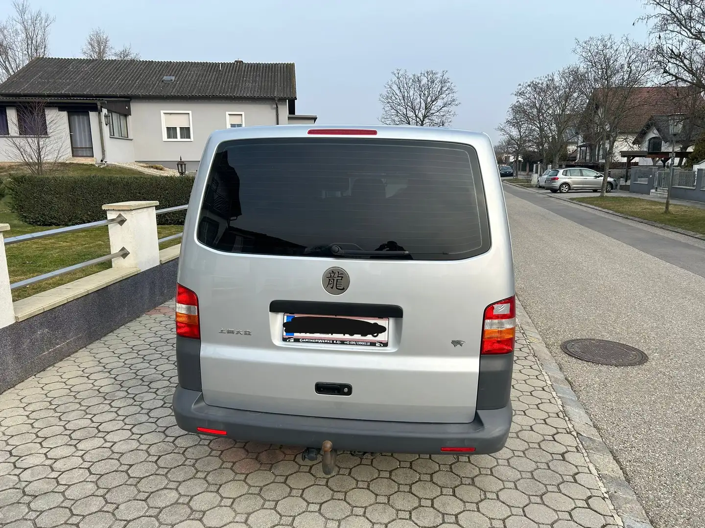 Volkswagen T5 Transporter Transvan TDi d-pf Silber - 2