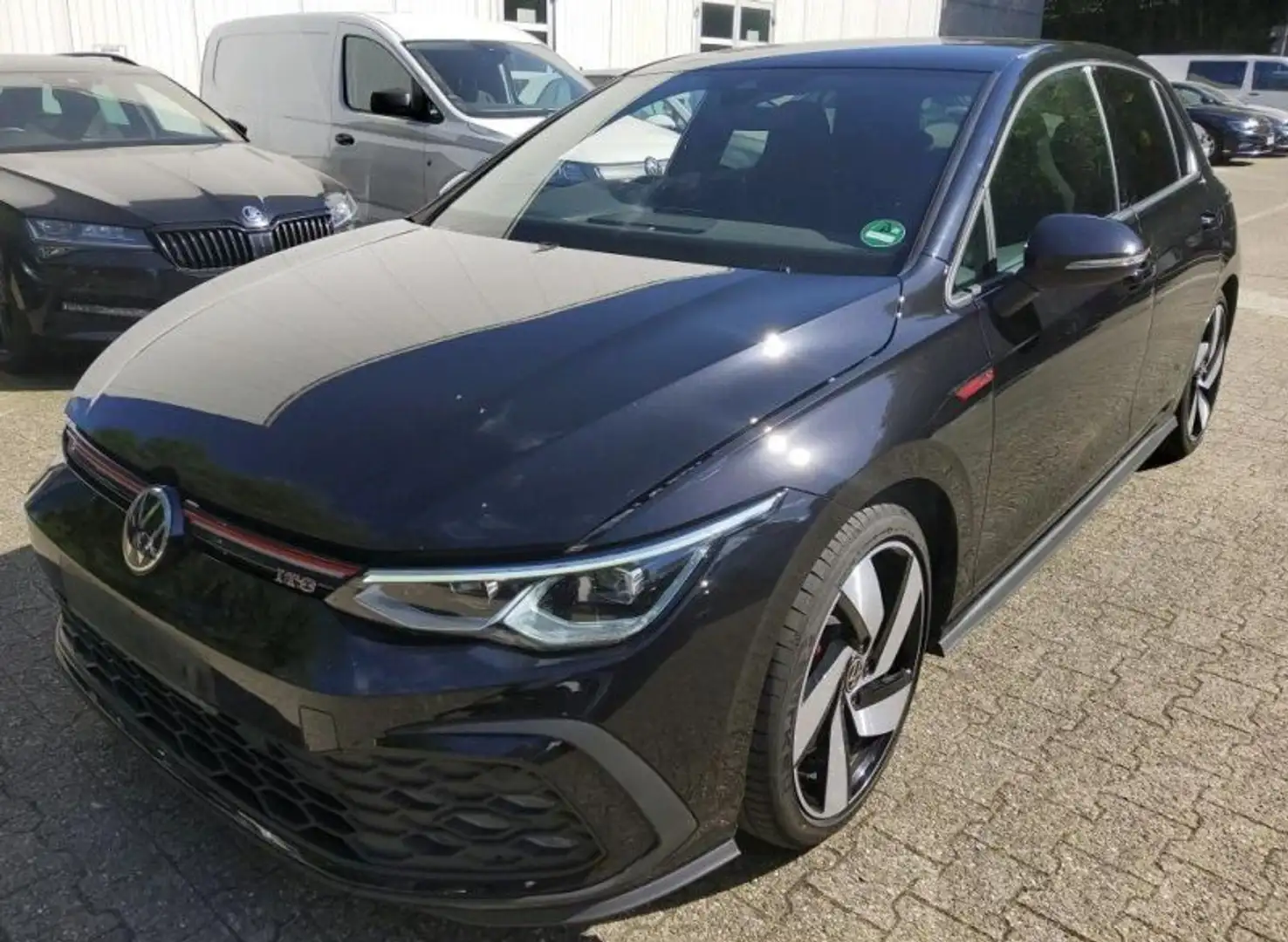 Volkswagen Golf GTI 2.0 TSI DSG AppConnect HarmanKardon sou Schwarz - 2