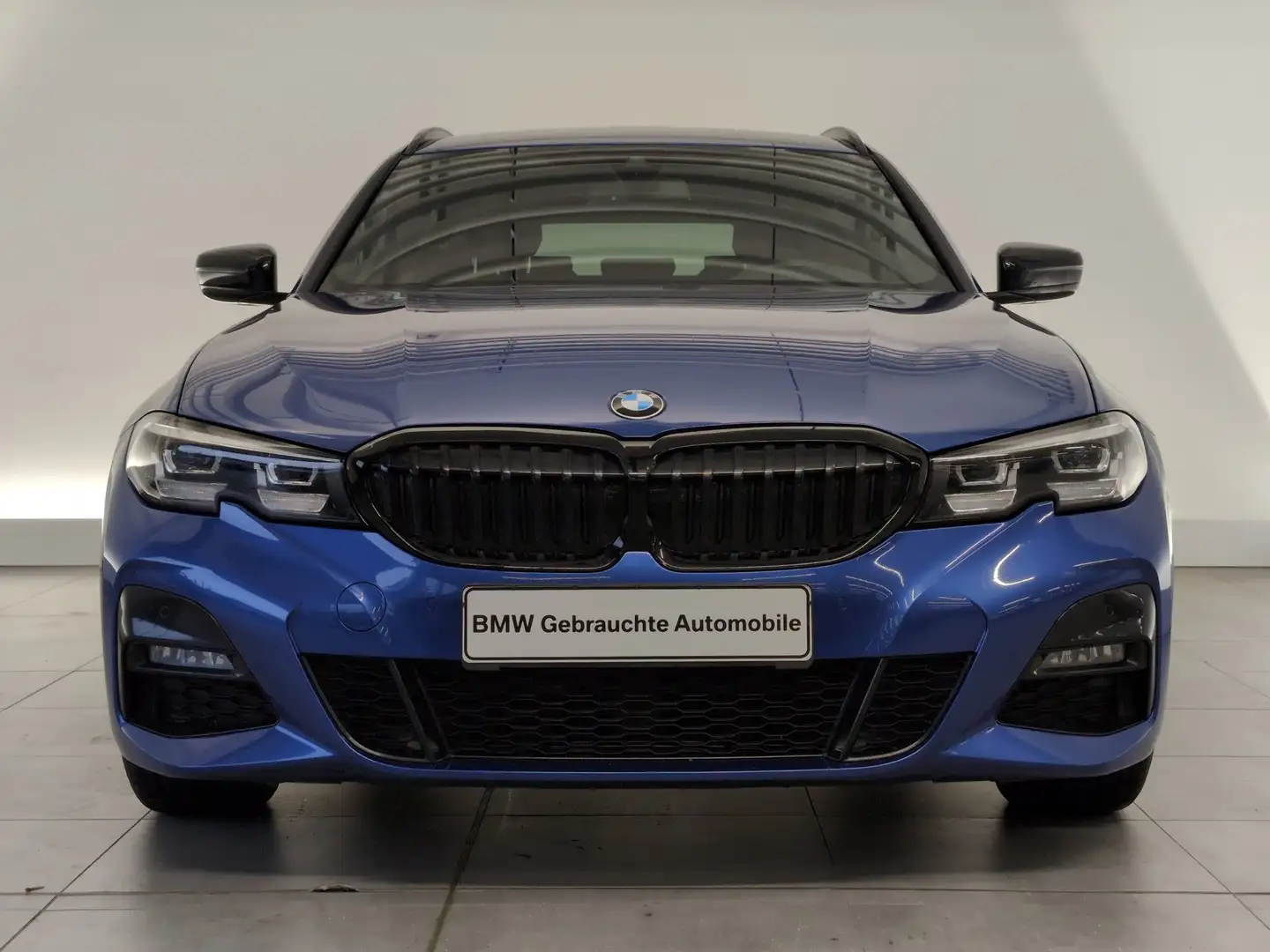 BMW 330 d xDrive Touring M Sportpaket AHK/LKH/DAB/Amb Blau - 2
