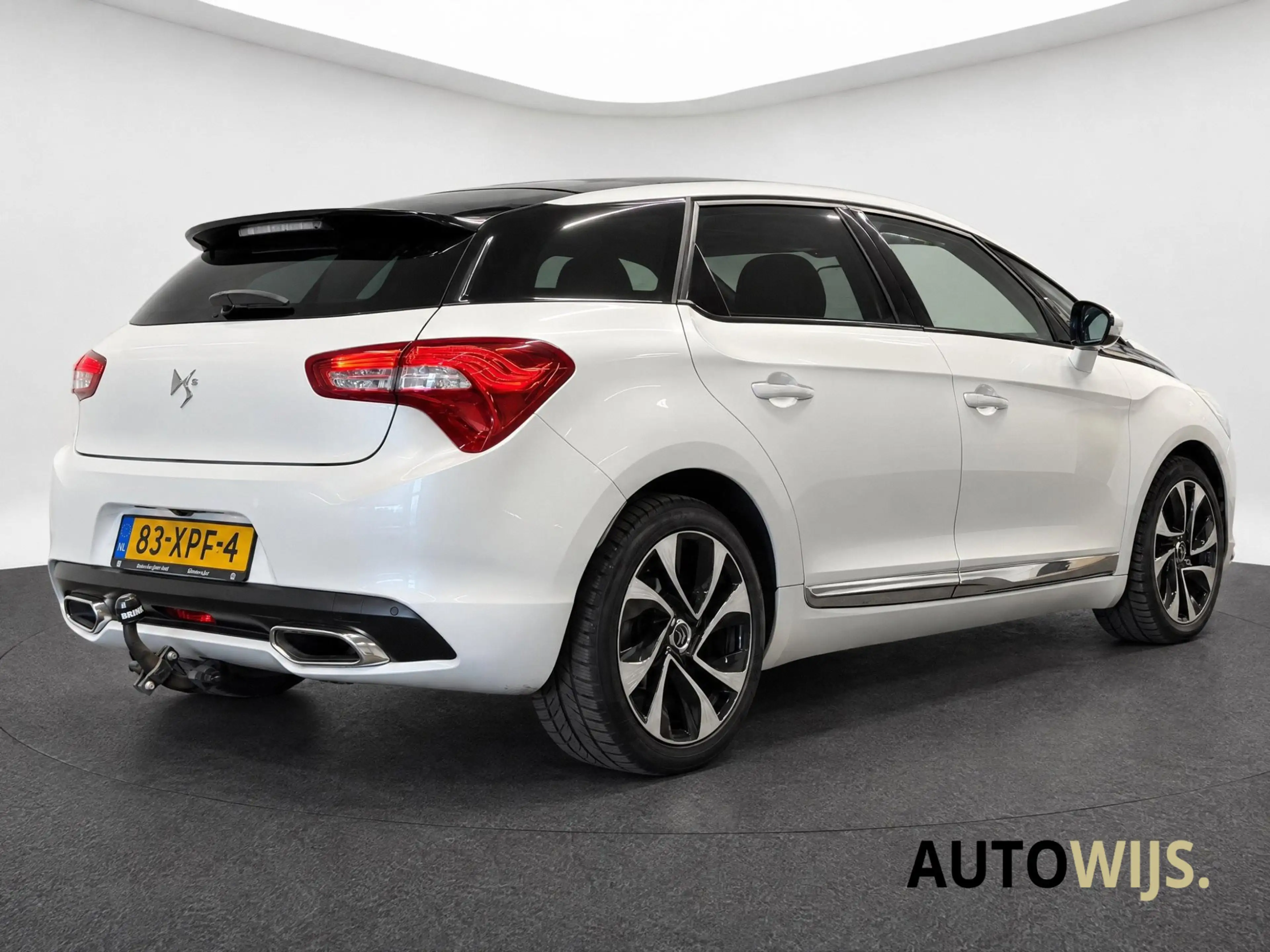 Citroen DS5 1.6 THP So Chic|AUT|LEDER|PANO|HUD|TREKHAAK|LED|GO — photo 12