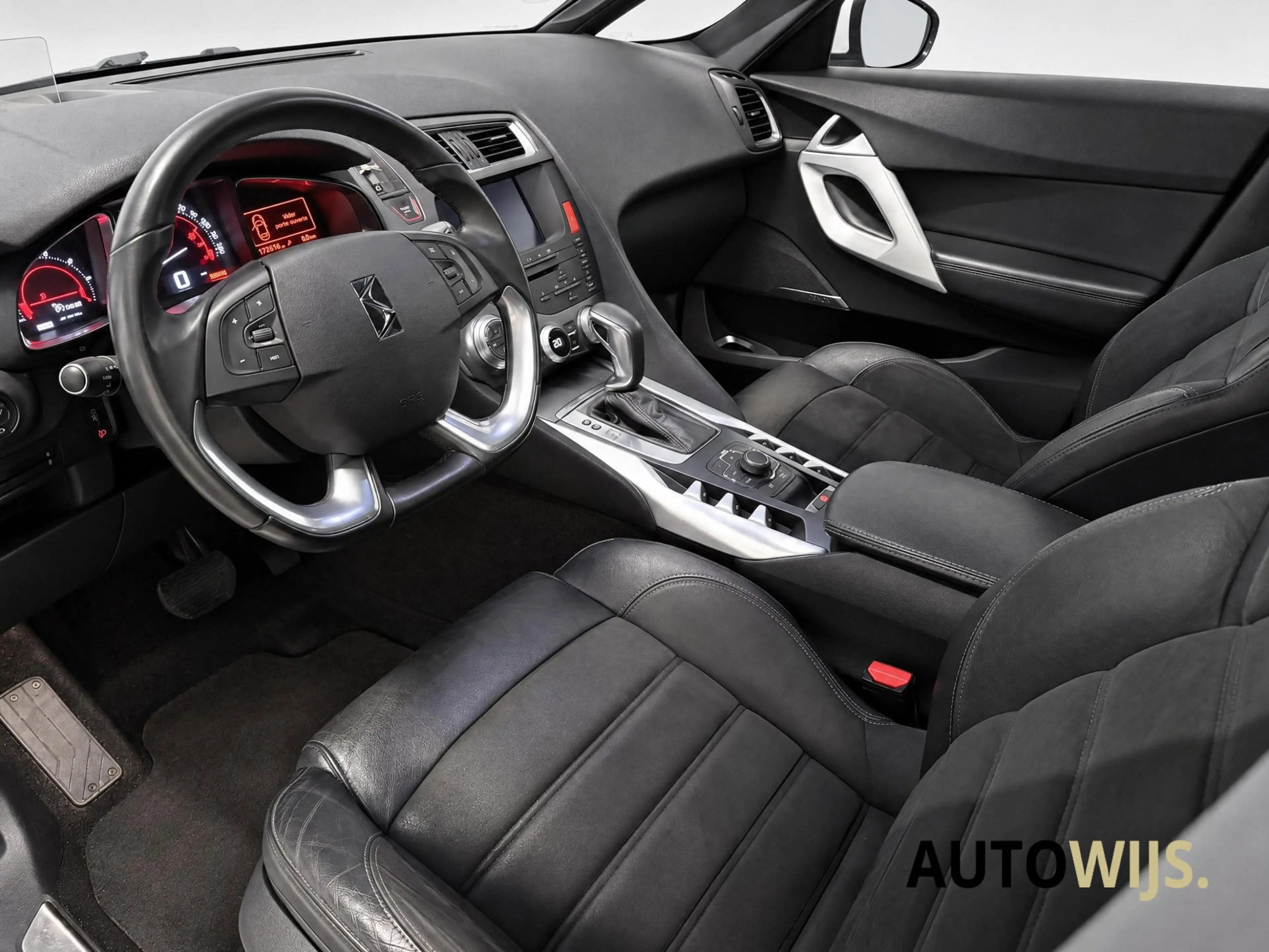 Citroen DS5 1.6 THP So Chic|AUT|LEDER|PANO|HUD|TREKHAAK|LED|GO — photo 6