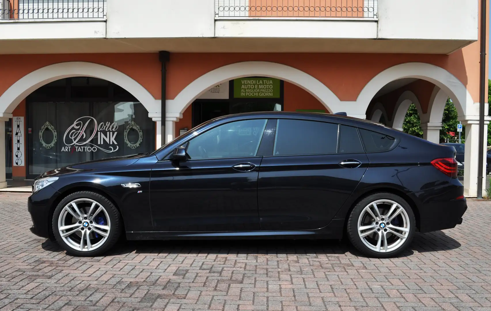 BMW 530 530d xDrive GT M-Sport Bleu - 2
