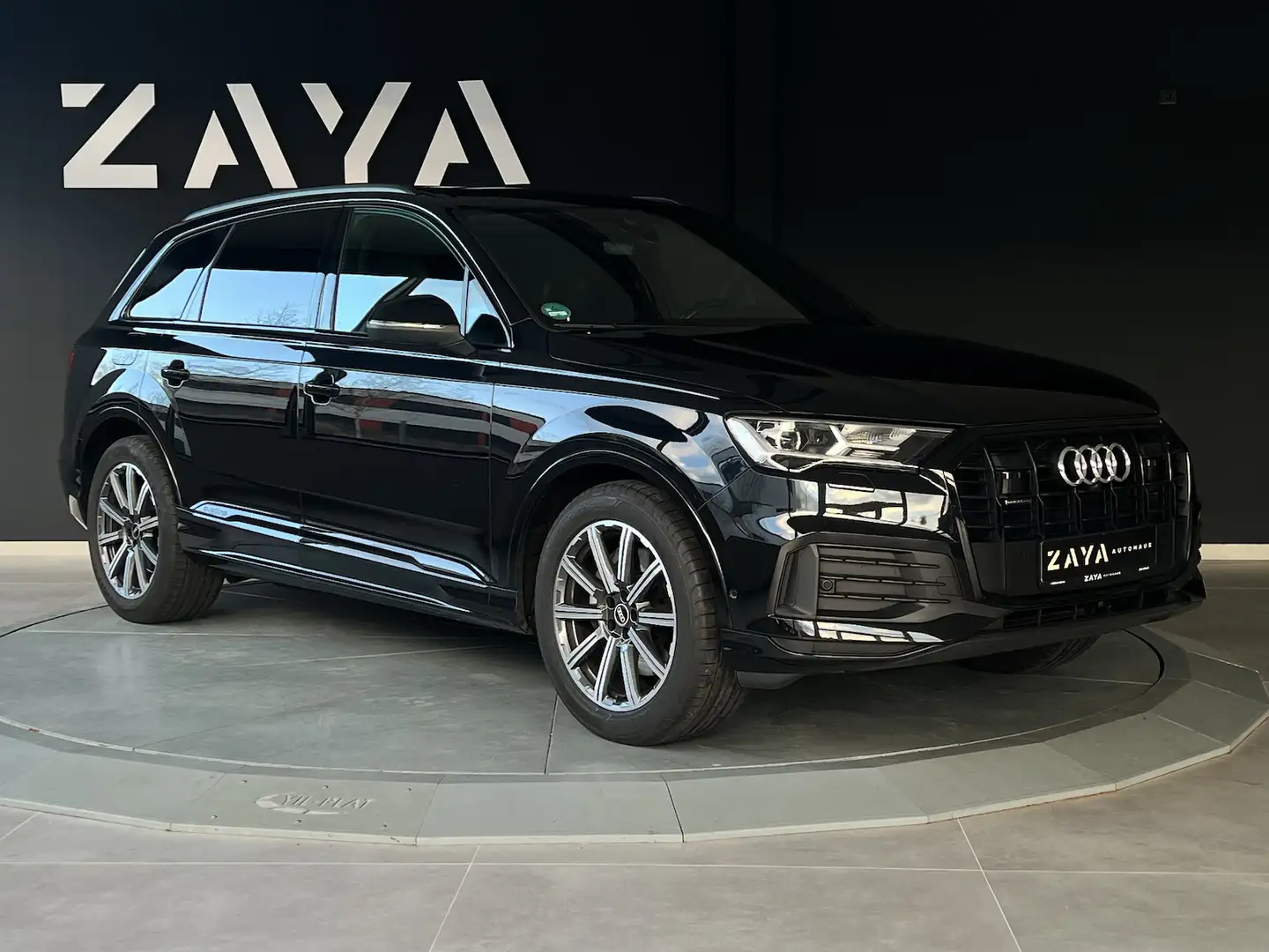 Audi Q7 50 TDI S-Line Black*7-SITZER*LUFT*R-KAMERA* Schwarz - 1