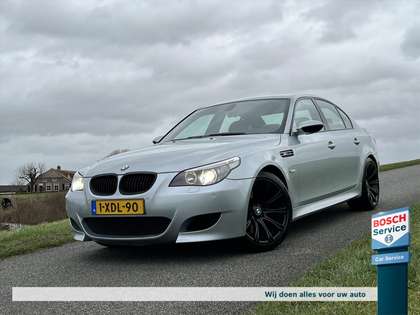 BMW M5 V10 507PK / Head-up / Navi / Leder / 19*Inch / Ele