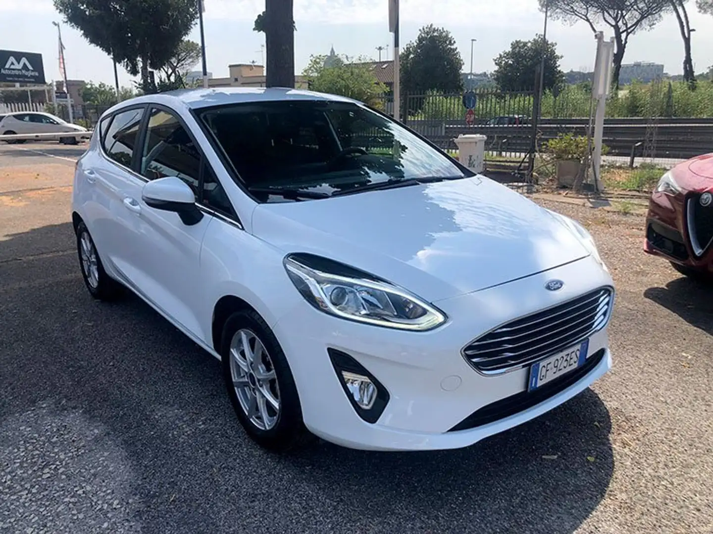 Ford Fiesta 5p 1.0 ecoboost hybrid Titanium Bianco - 1