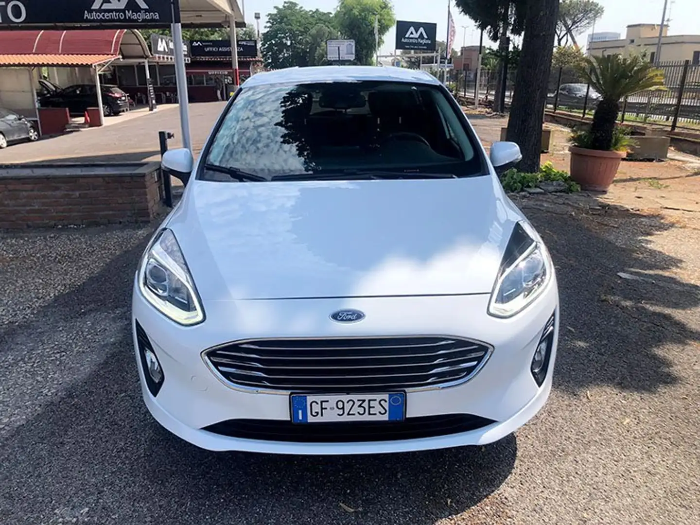 Ford Fiesta 5p 1.0 ecoboost hybrid Titanium Bianco - 2