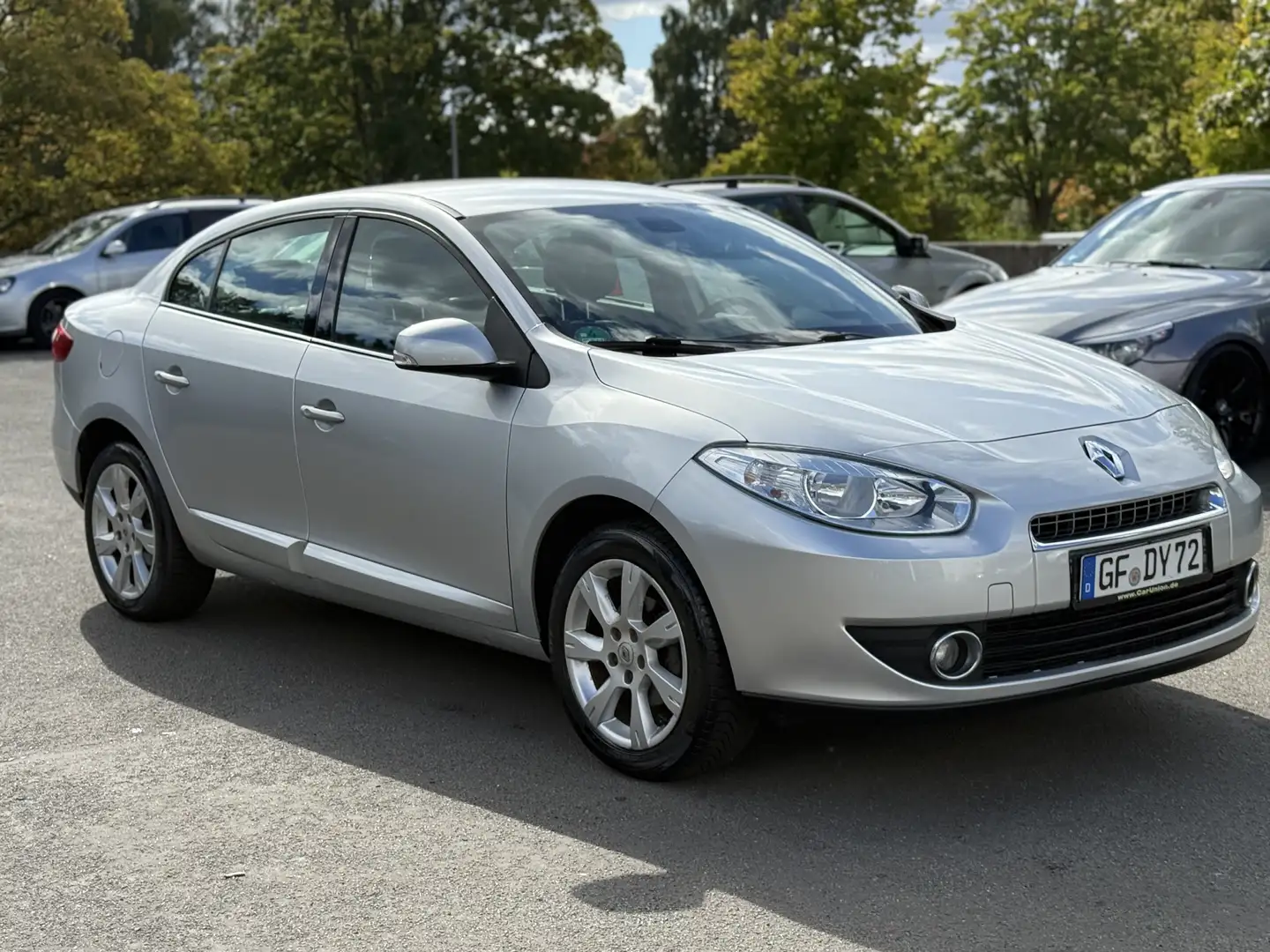 Renault Fluence 1.6 16V 110 Expression - 1