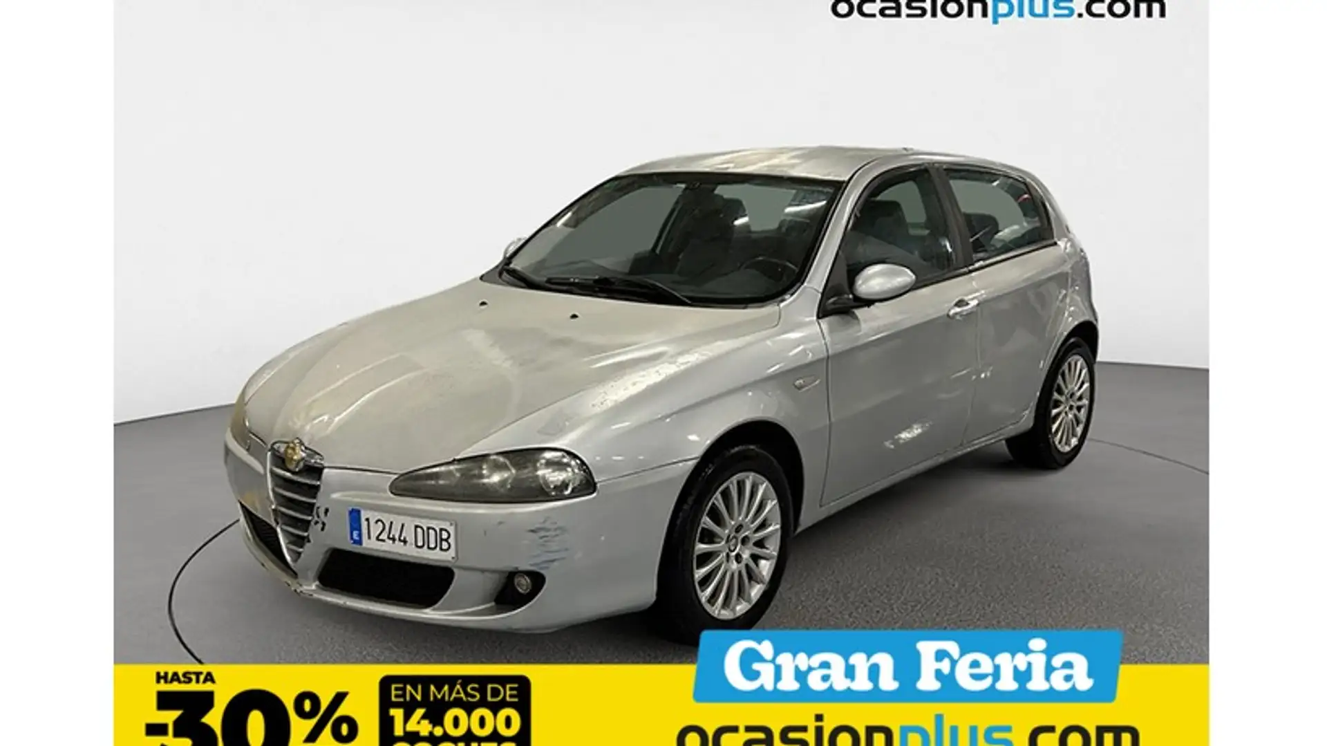 Alfa Romeo 147 1.6 TS Progression 120 Gris - 1