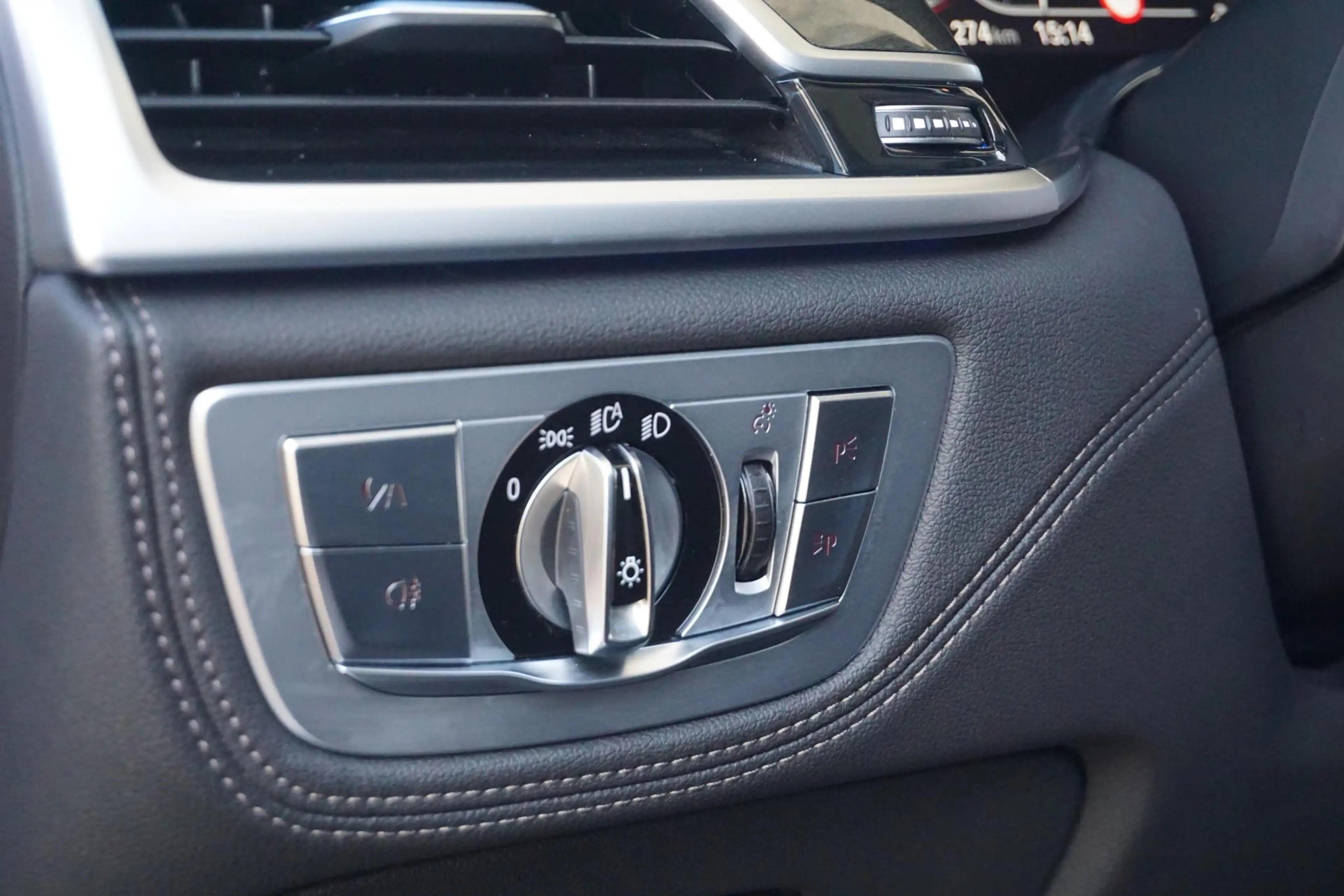 BMW 745 7-serie 745e High Executive | B&W | massage | tv | — photo 40