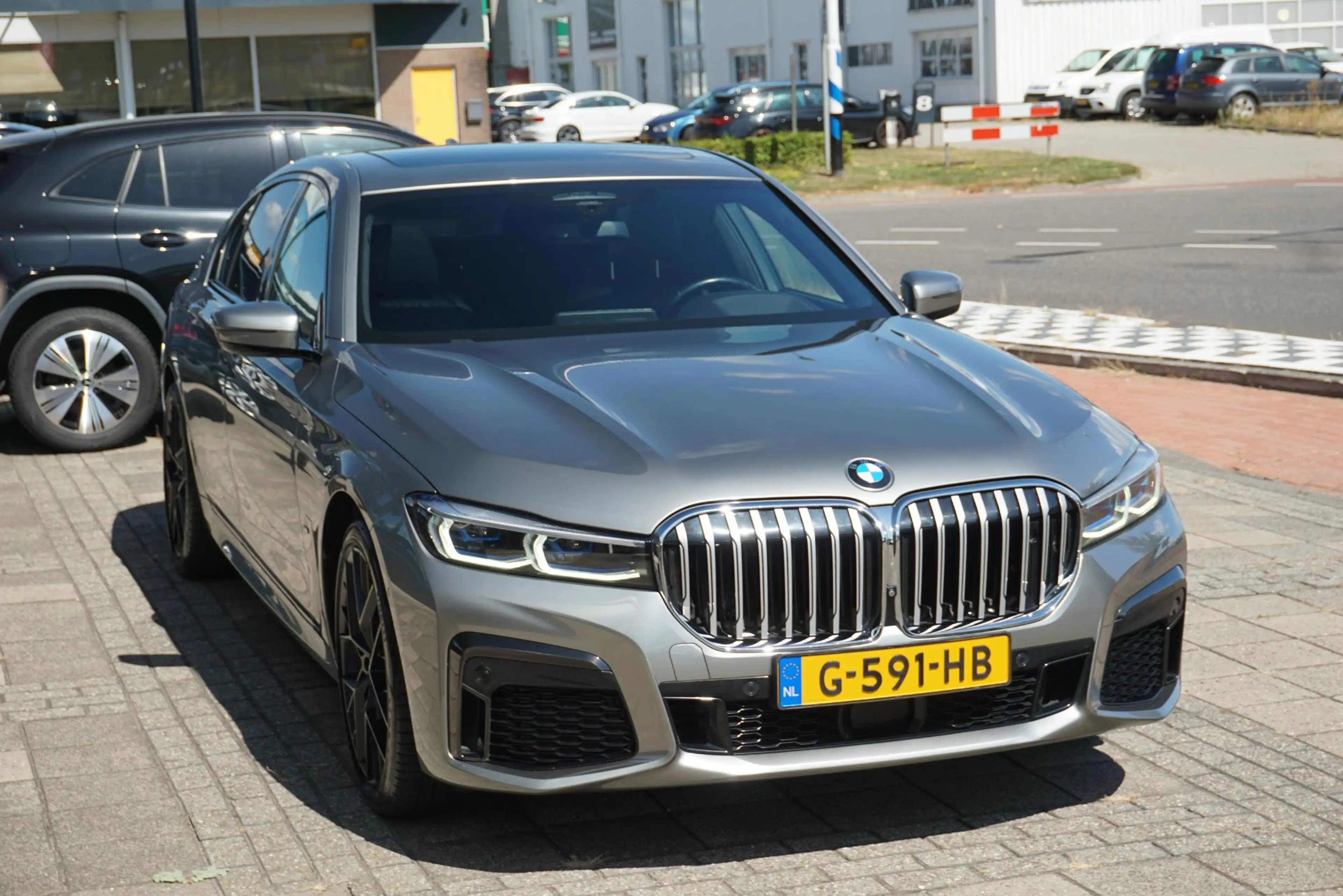 BMW 745 7-serie 745e High Executive | B&W | massage | tv | — photo 46