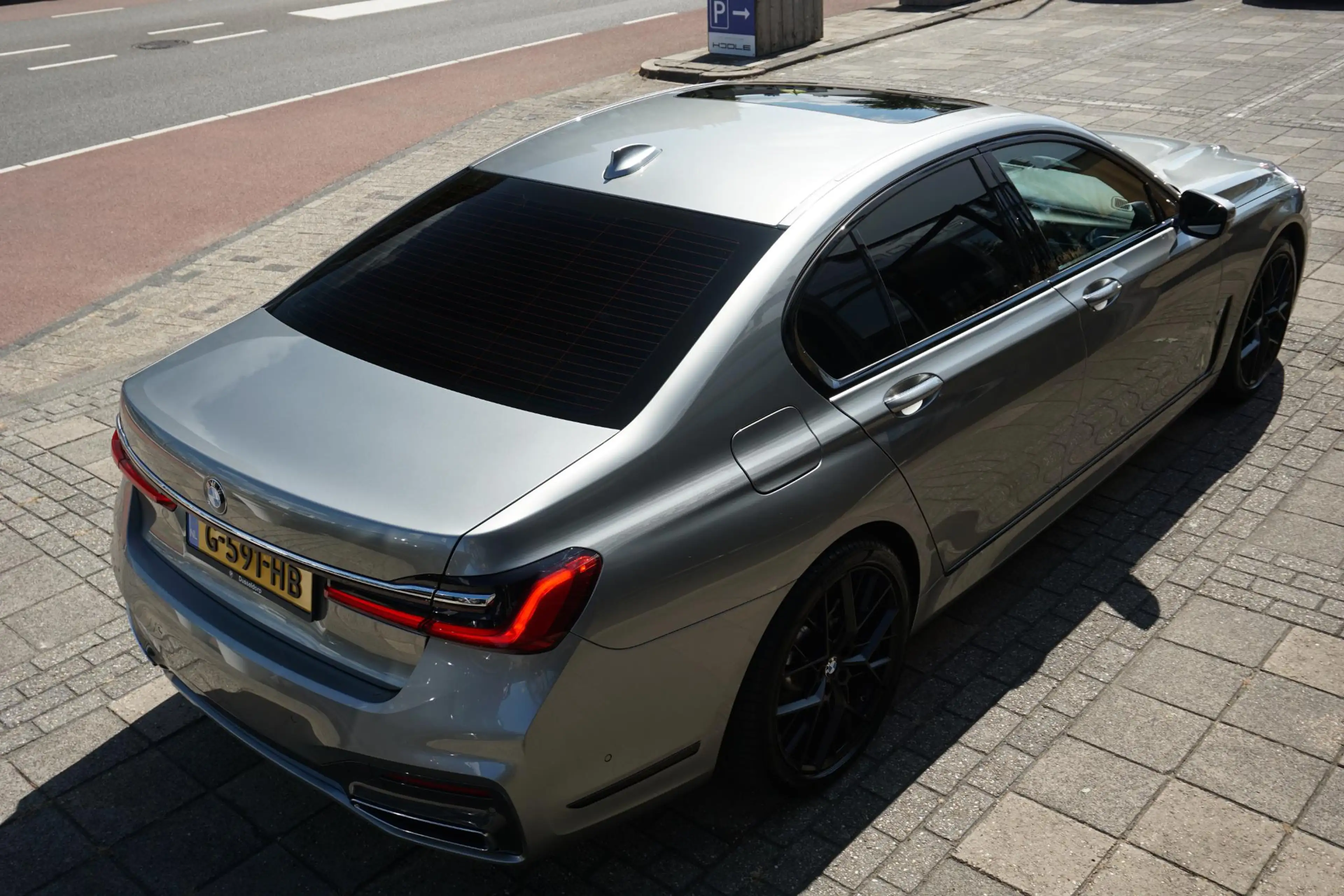 BMW 745 7-serie 745e High Executive | B&W | massage | tv | — photo 15
