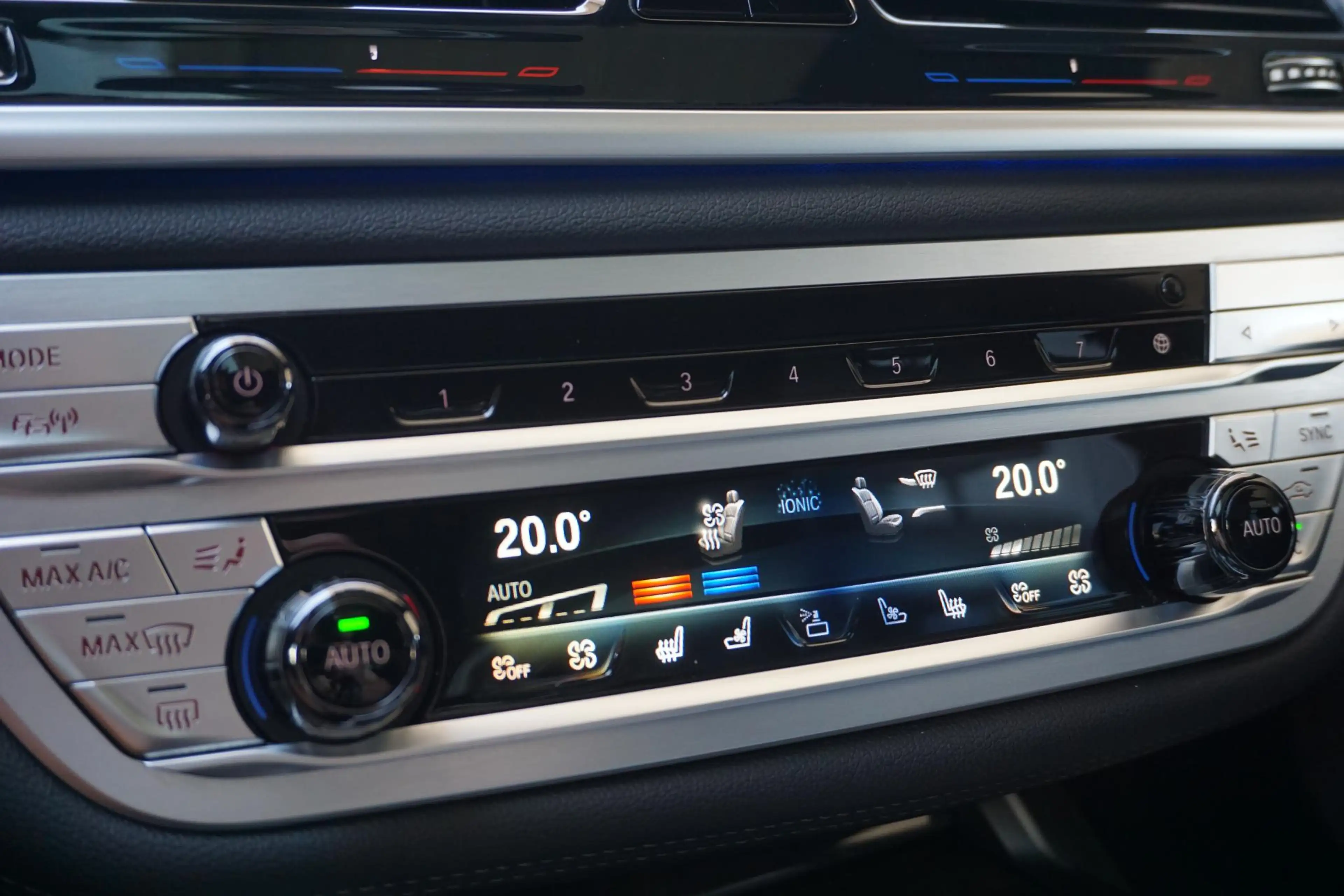 BMW 745 7-serie 745e High Executive | B&W | massage | tv | — photo 12