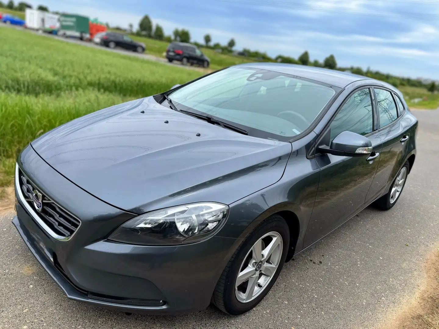 Volvo V40 D2 - 1