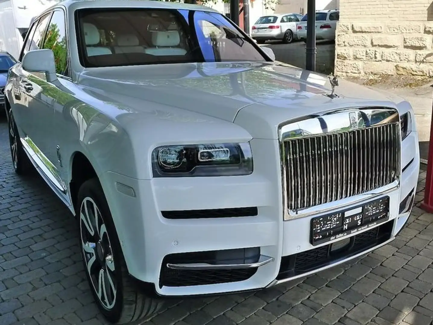 Rolls-Royce Cullinan Blanco - 1