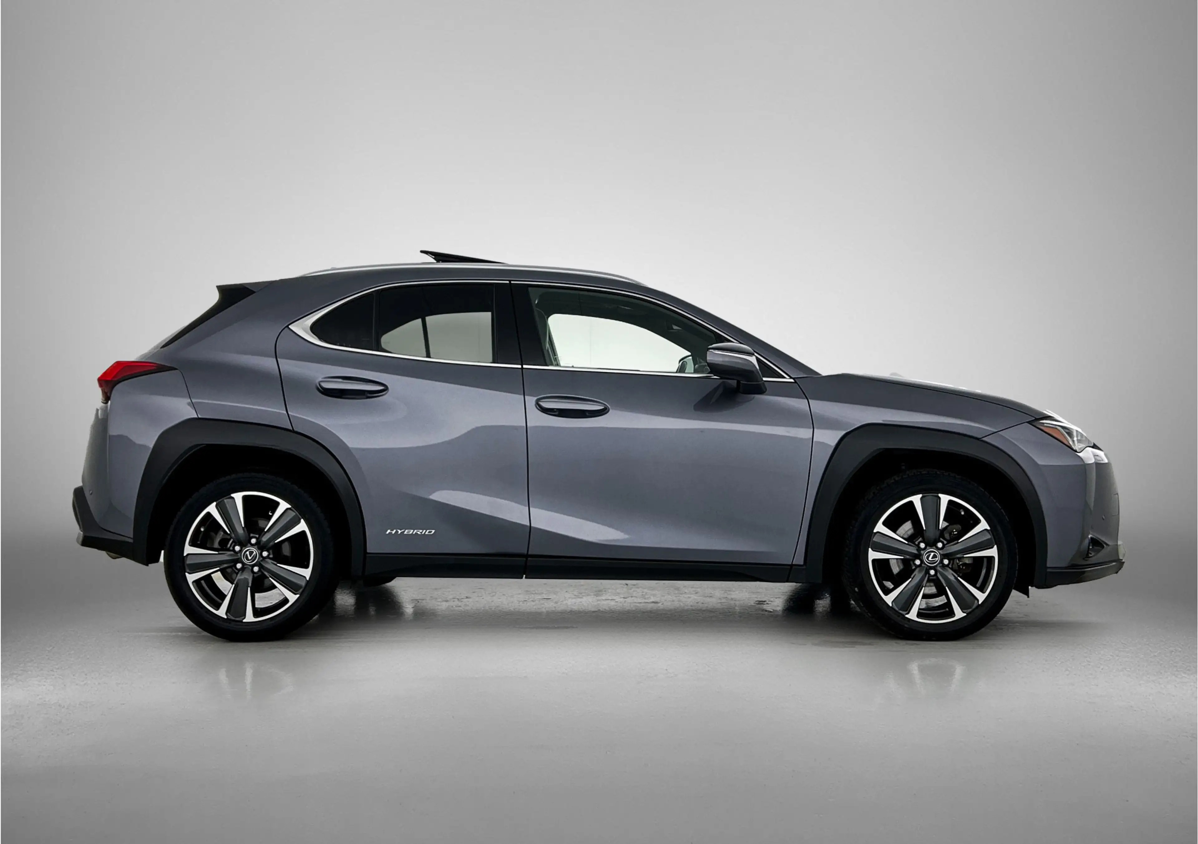 Lexus UX 250h Executive Line | Schuif/kanteldak | Navigatie | LM — photo 15