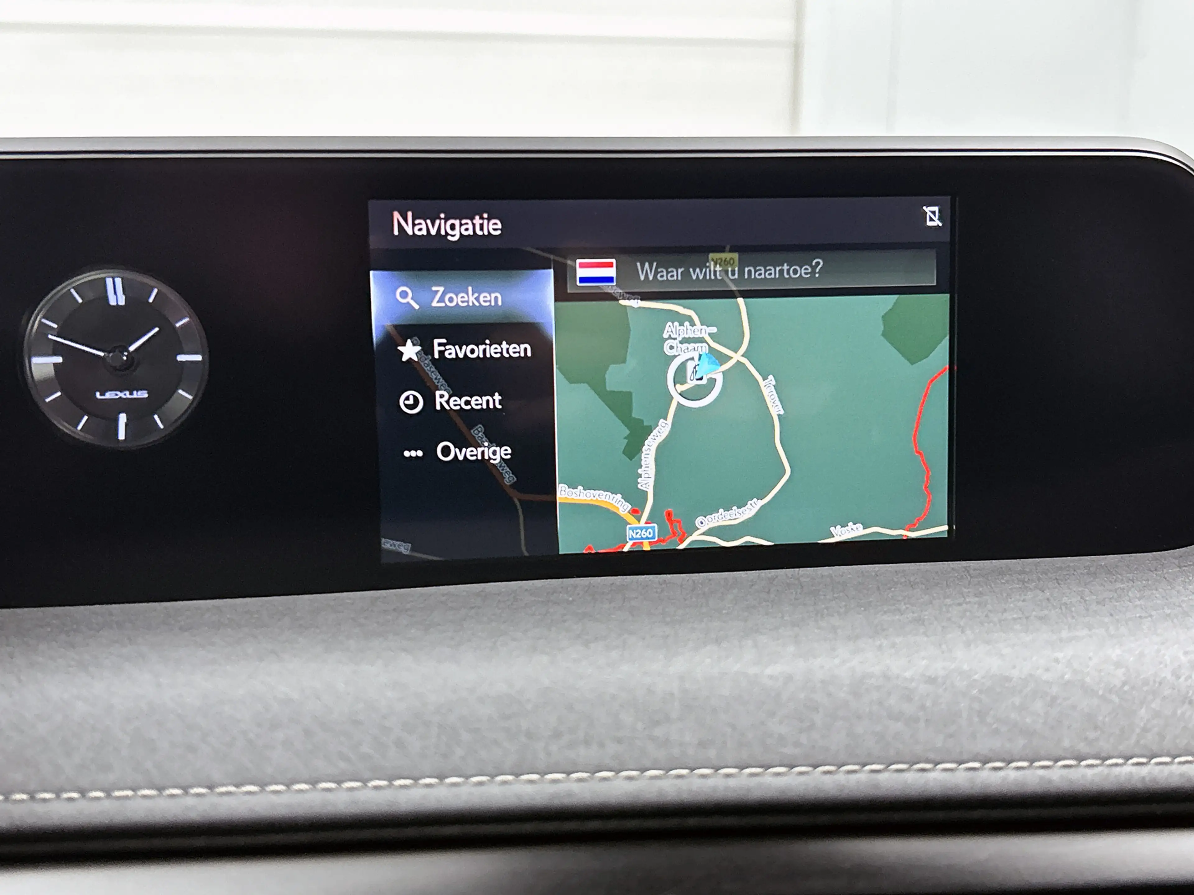 Lexus UX 250h Executive Line | Schuif/kanteldak | Navigatie | LM — photo 8