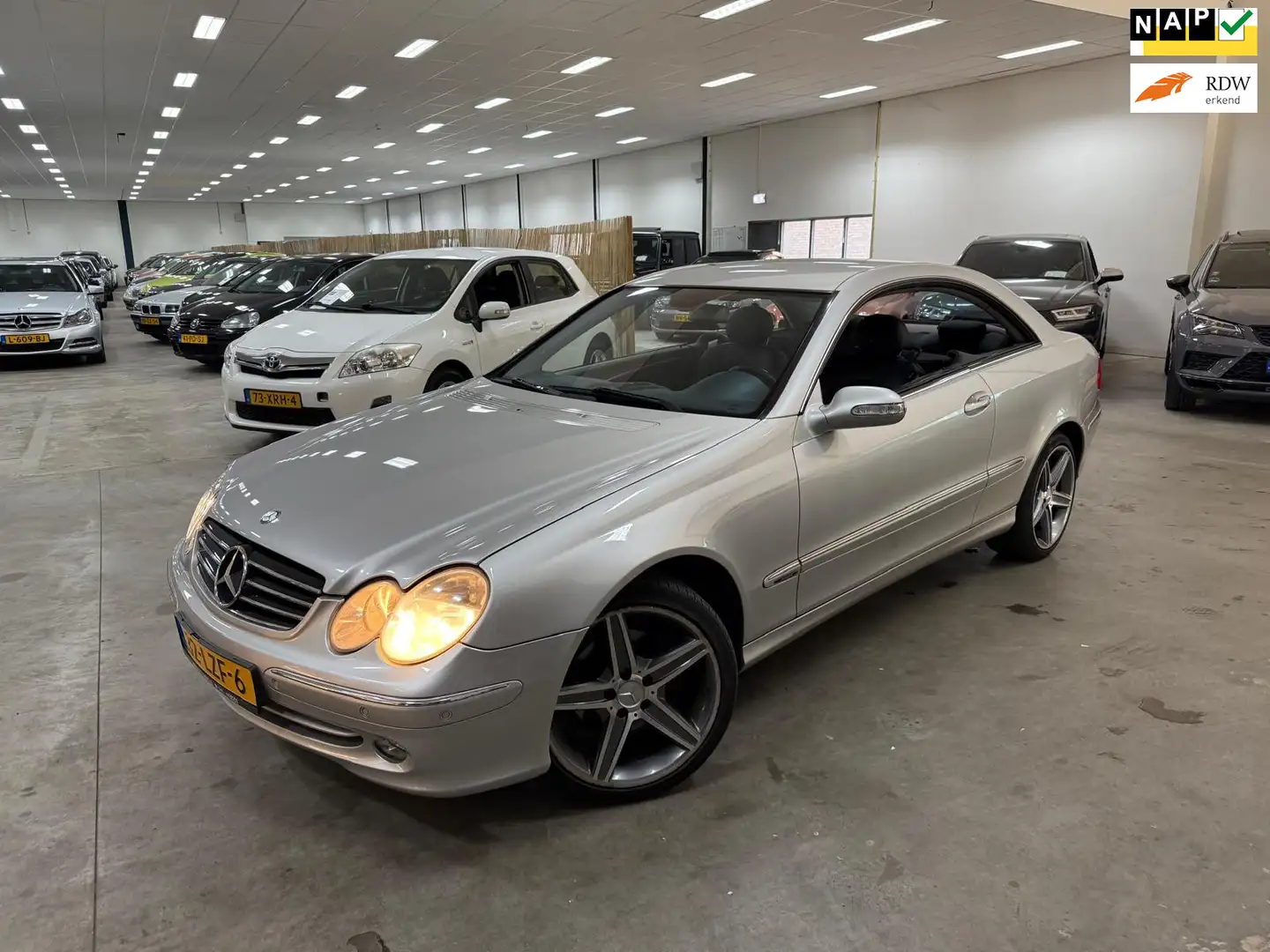 Mercedes-Benz CLK 320 Coupé Elegance / AUTOMAAT / RIJDT SCHAKELT GOED Szary - 1