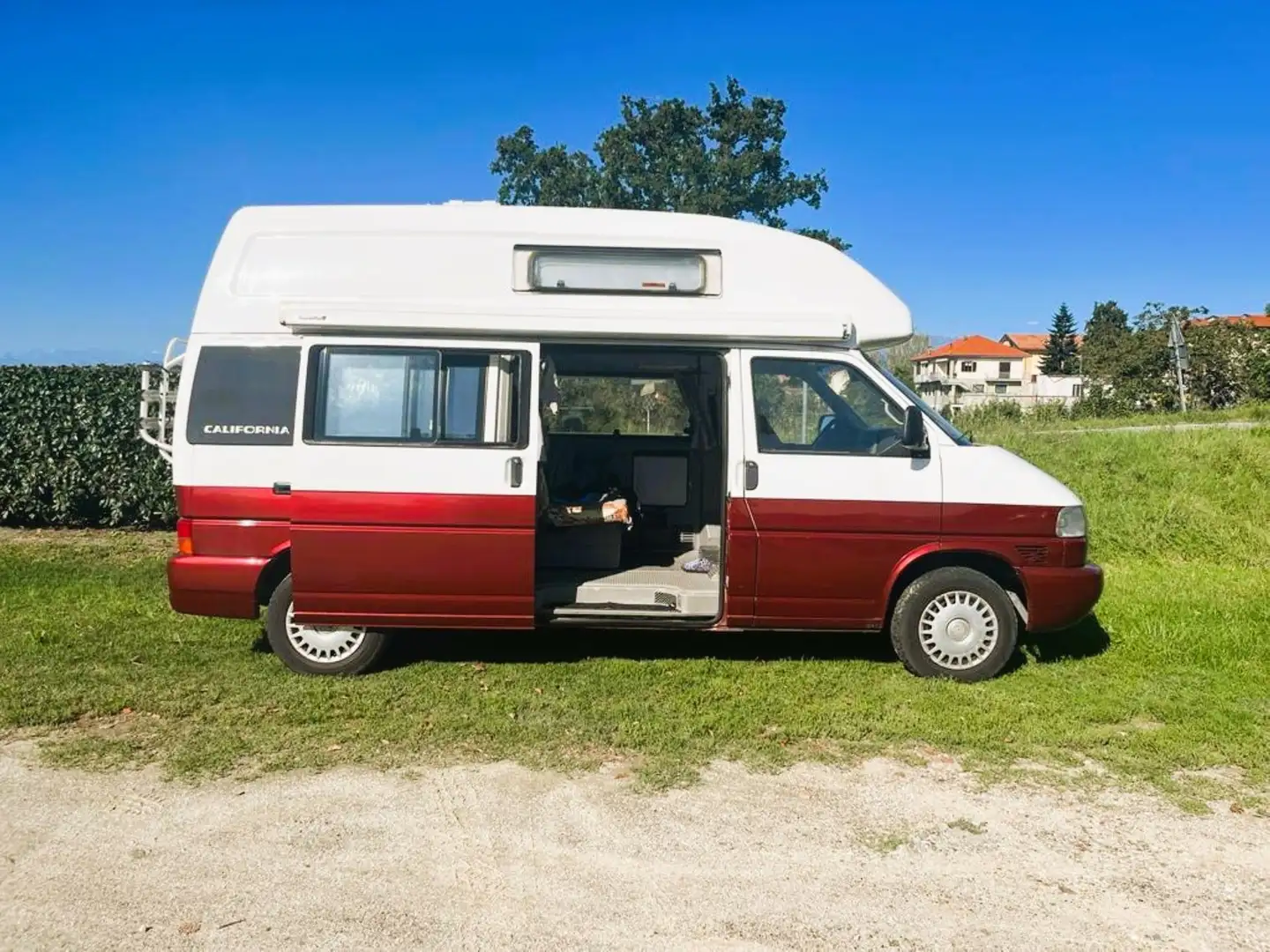 Volkswagen T4 California - 1