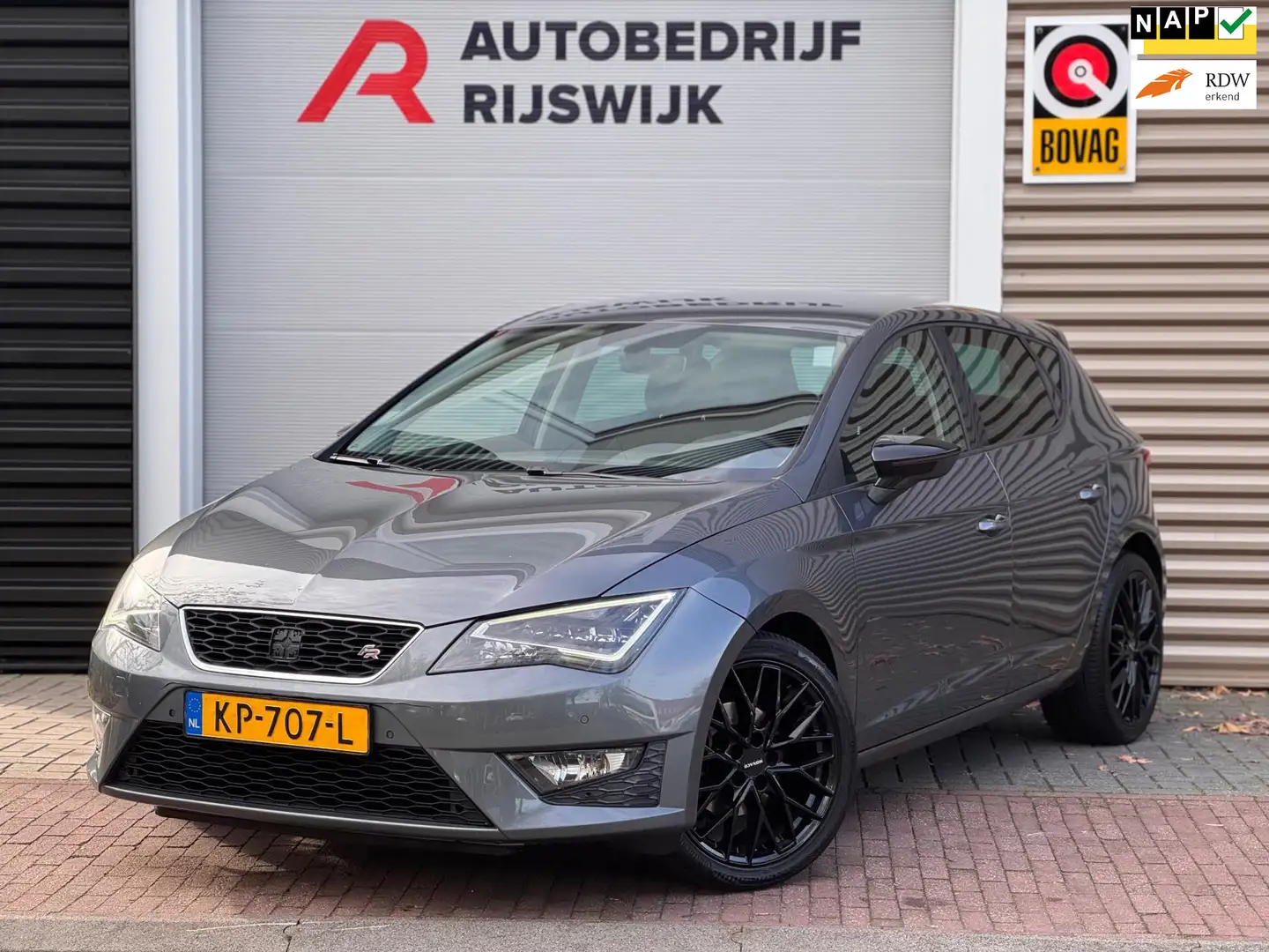 SEAT Leon 1.4 EcoTSI FR Connect Xenon/Navi Gris - 1