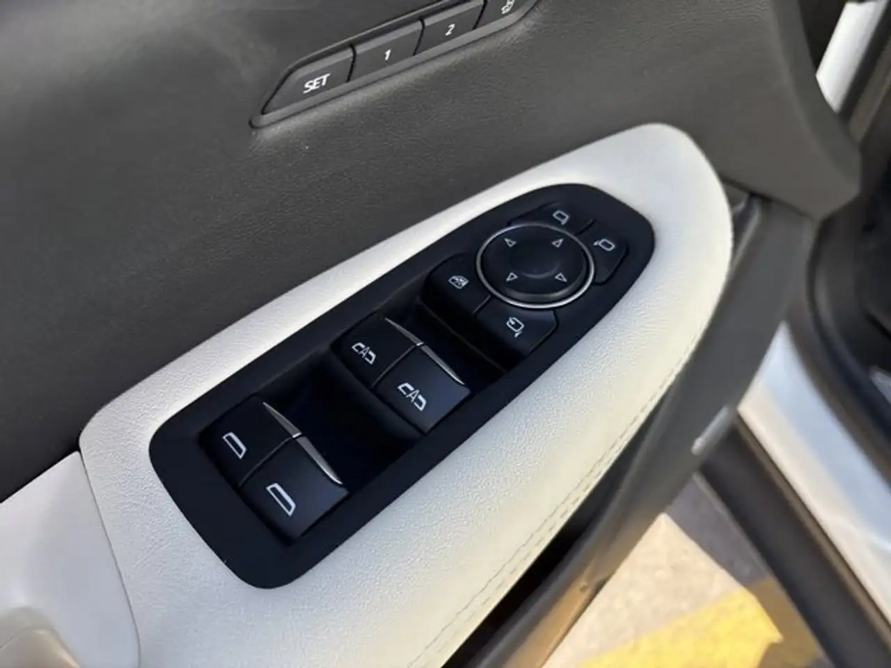 Cadillac XT5 снимка Cadillac XT5