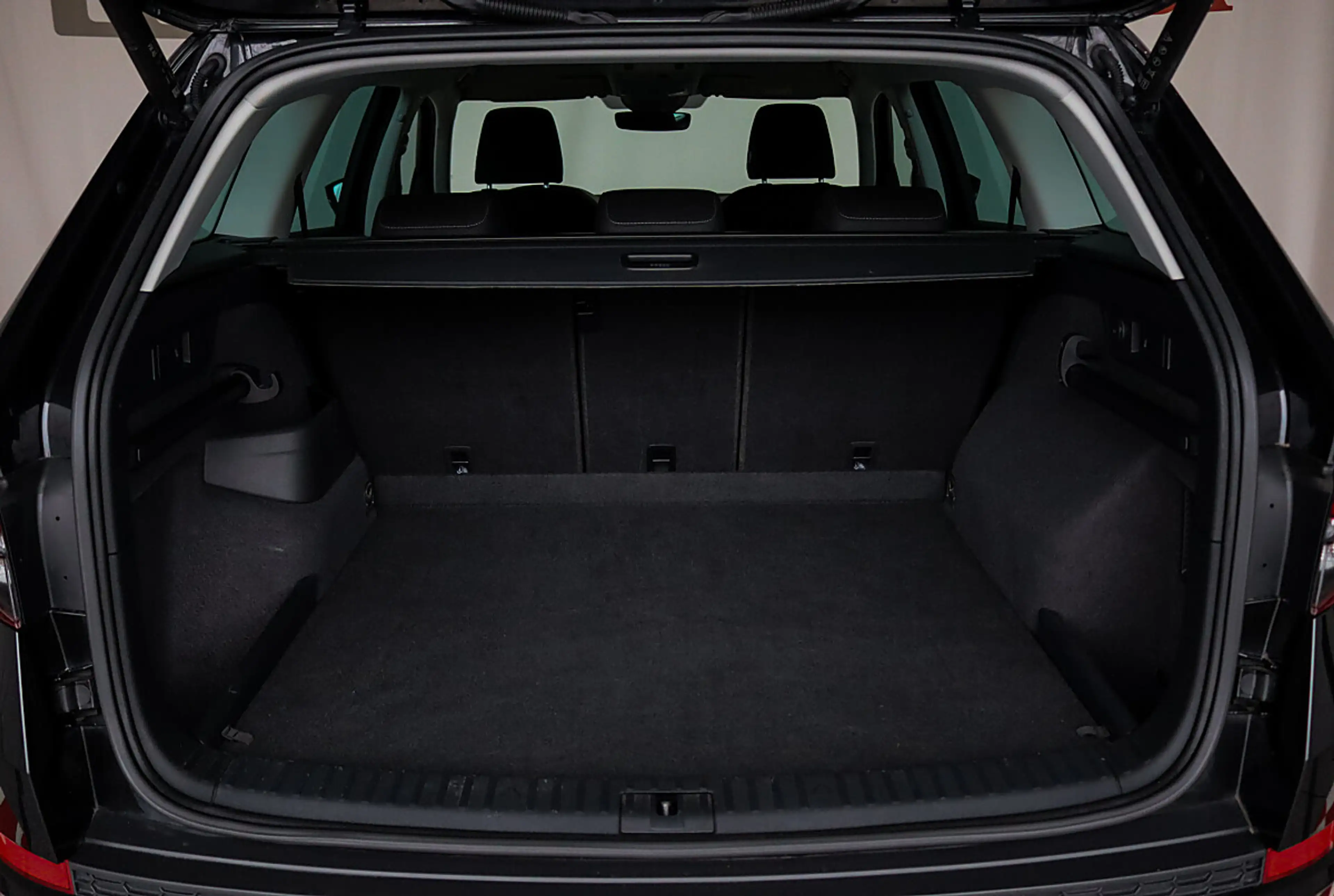 Skoda Kodiaq 4x4 DSG KAMERA LED NAVI WINTERPAKET — photo 14