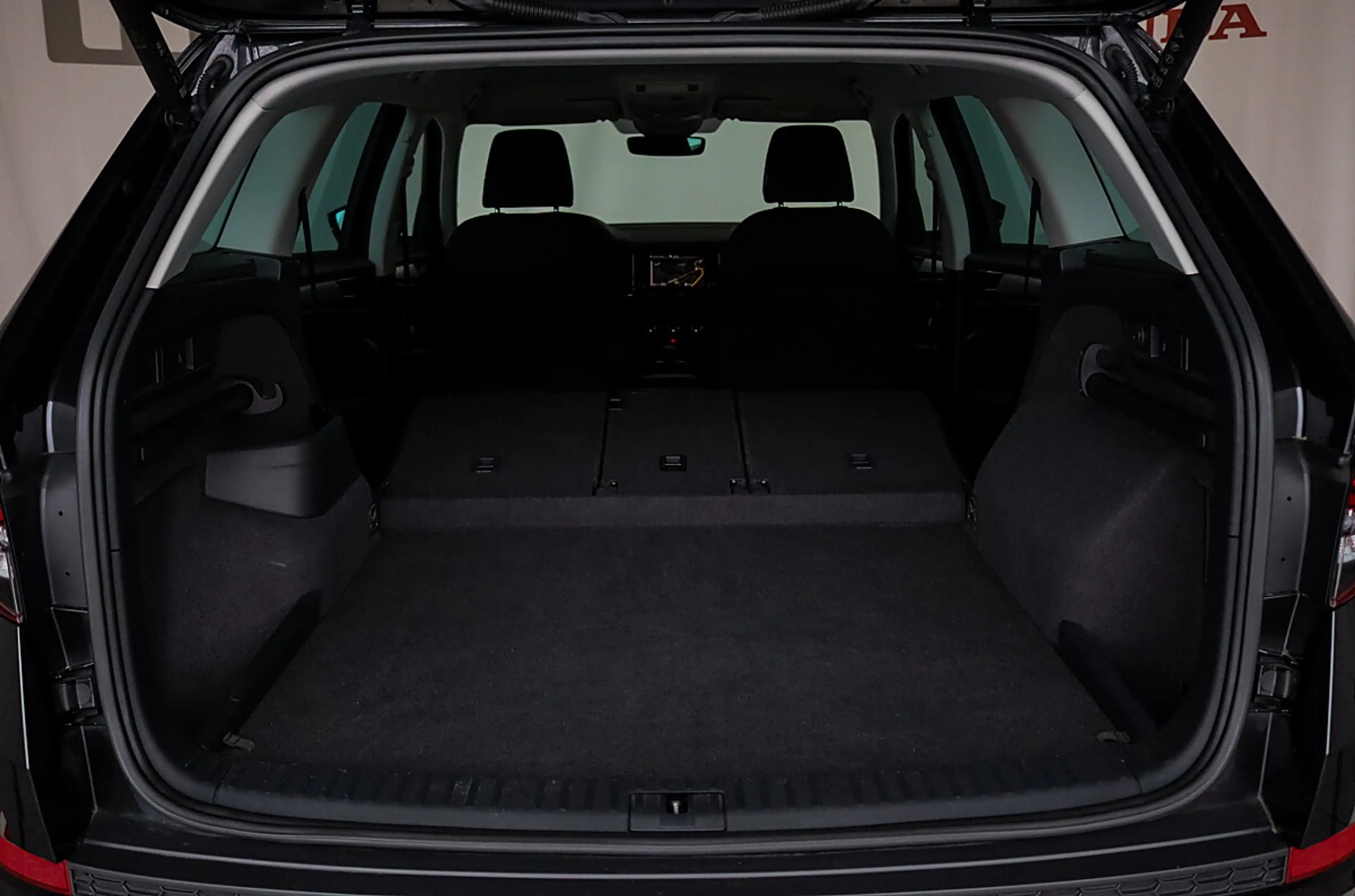 Skoda Kodiaq 4x4 DSG KAMERA LED NAVI WINTERPAKET — photo 15