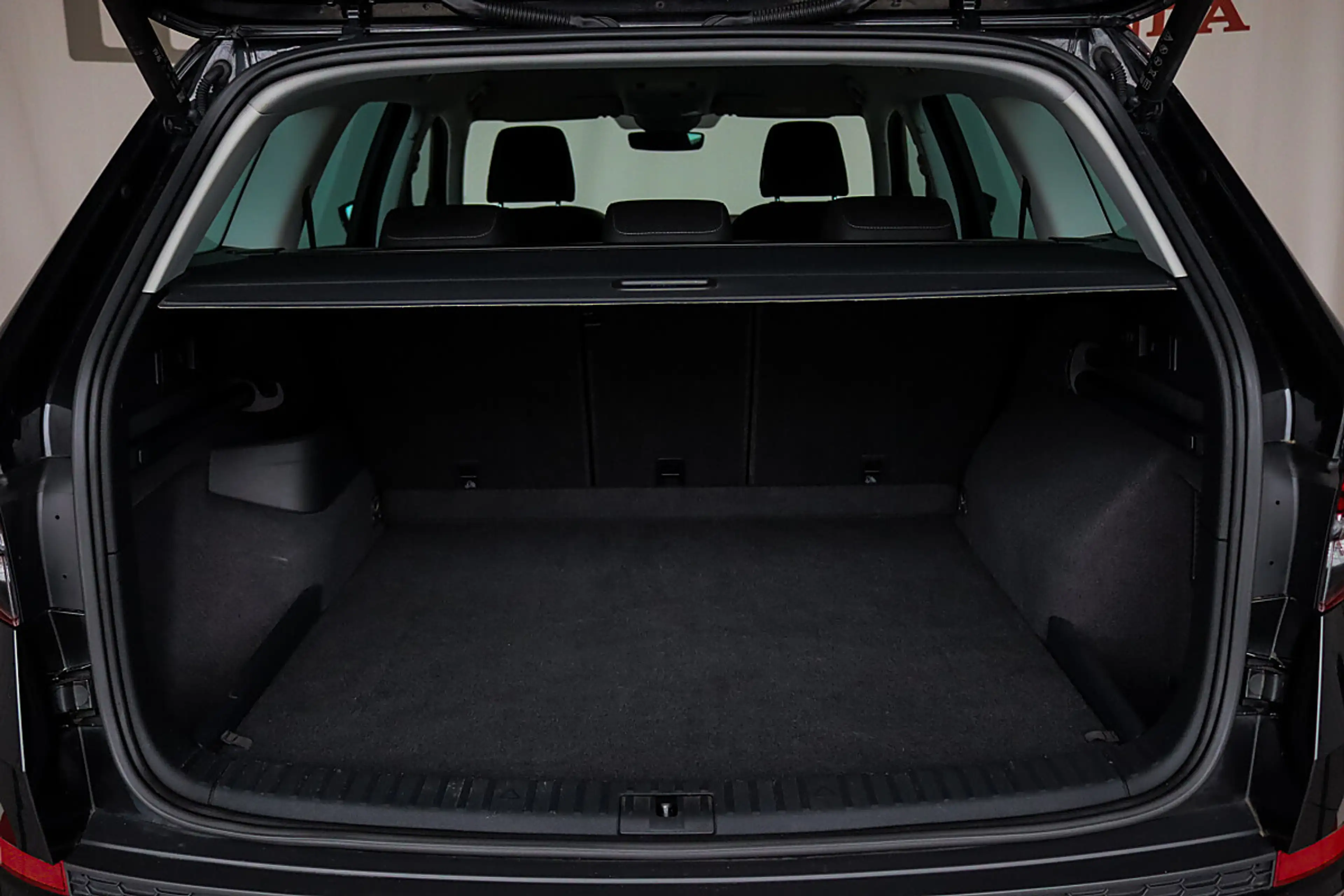 Skoda Kodiaq 4x4 DSG KAMERA LED NAVI WINTERPAKET — photo 13