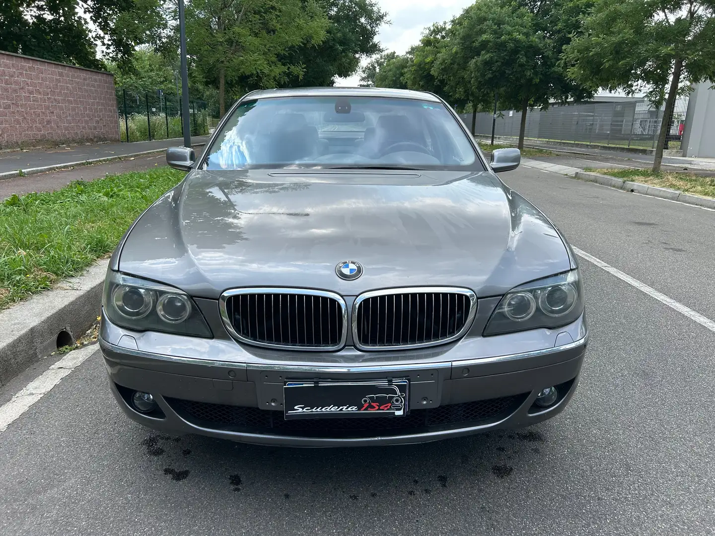 BMW 750 Eccelsa Argent - 2