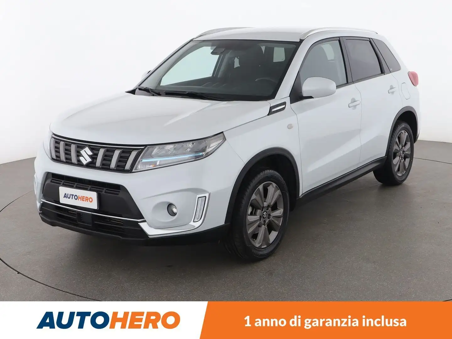 Suzuki Vitara 1.4 BoosterJet Mild-Hybrid Cool MHEV Bílá - 1