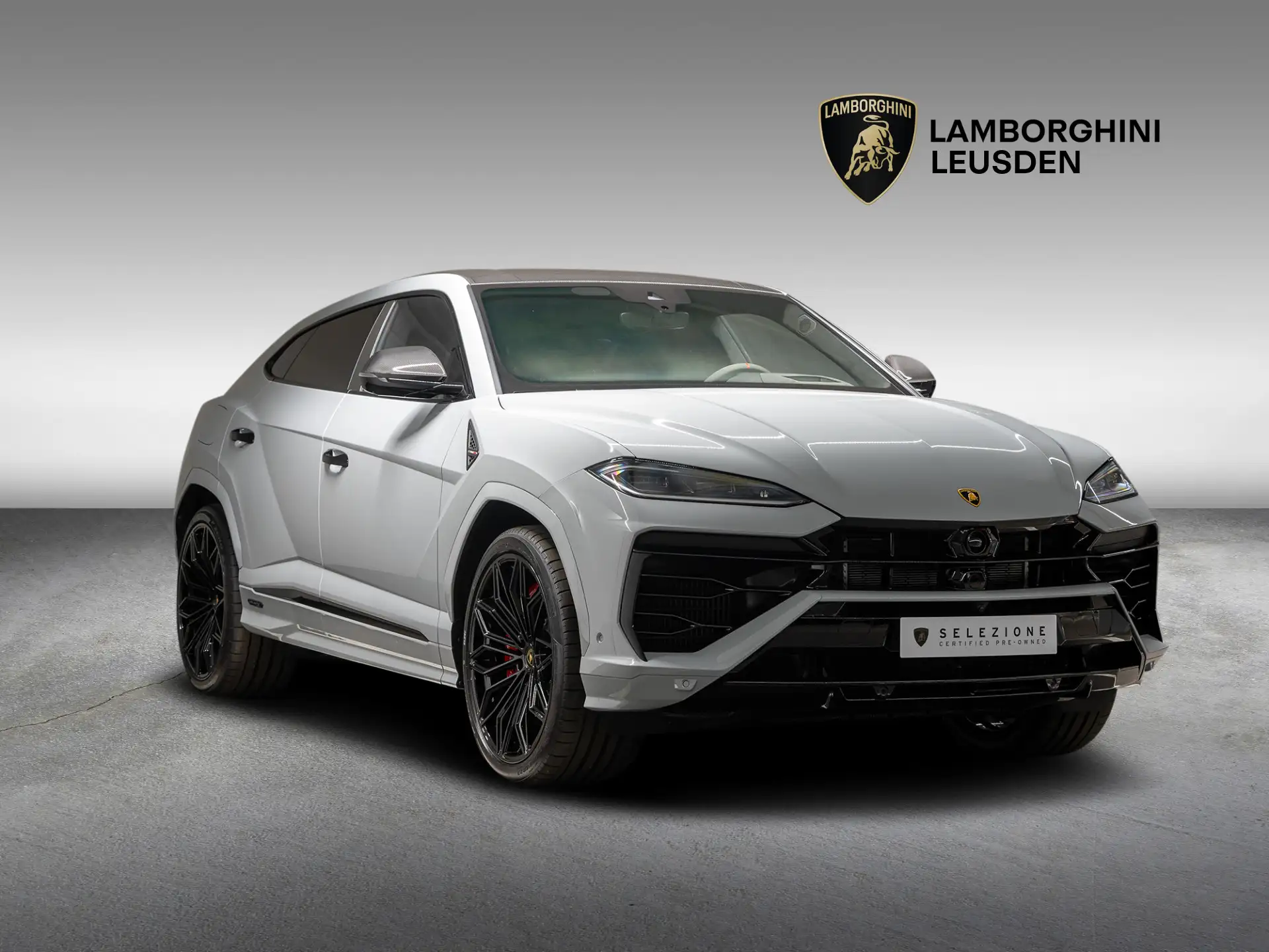 람보르기니 우루스 4.0 V8 Biturbo Plug-in Hybrid 2025 화이트 사진 1