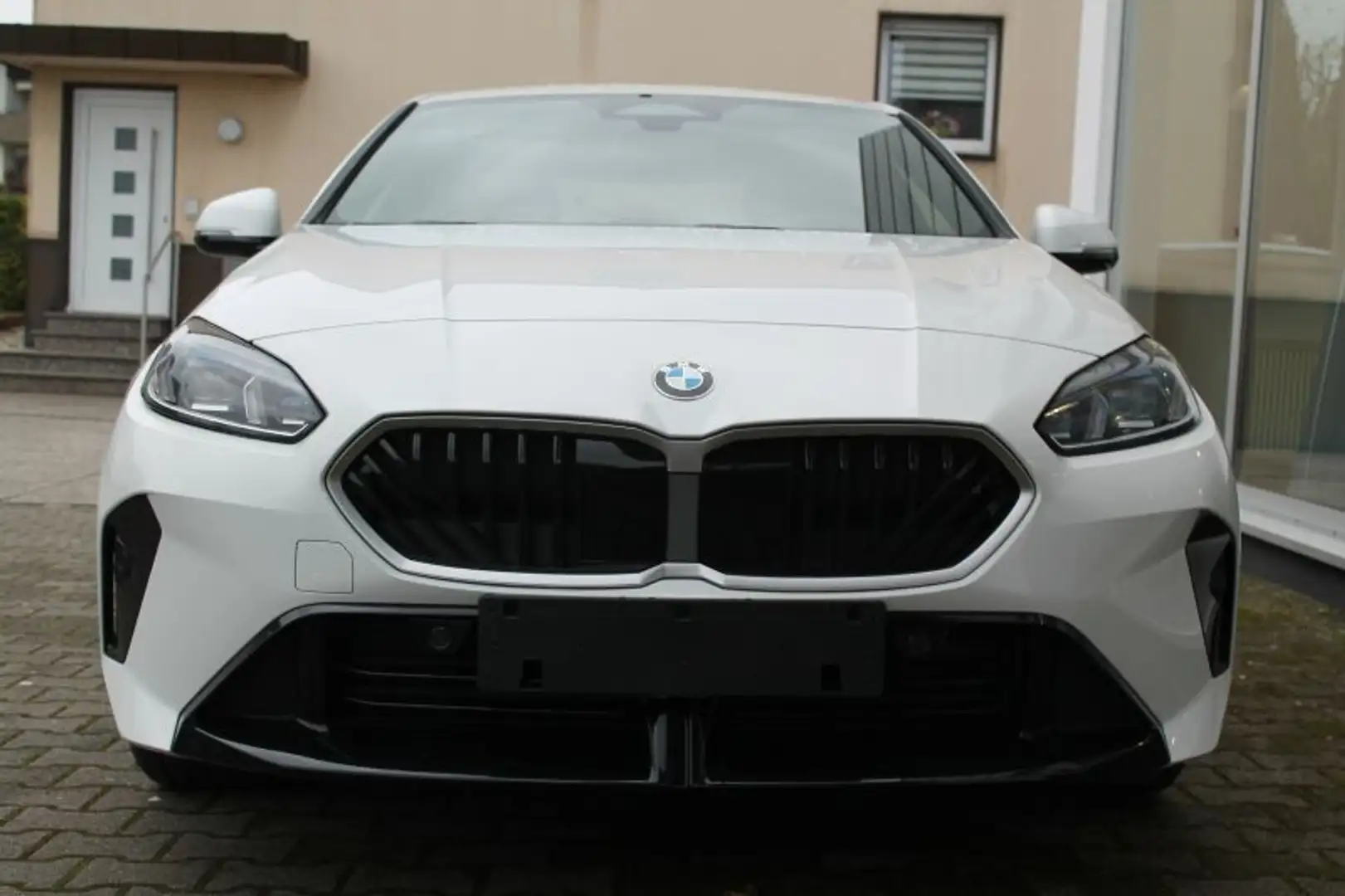 BMW 220 Gran Coupé Weiß - 1