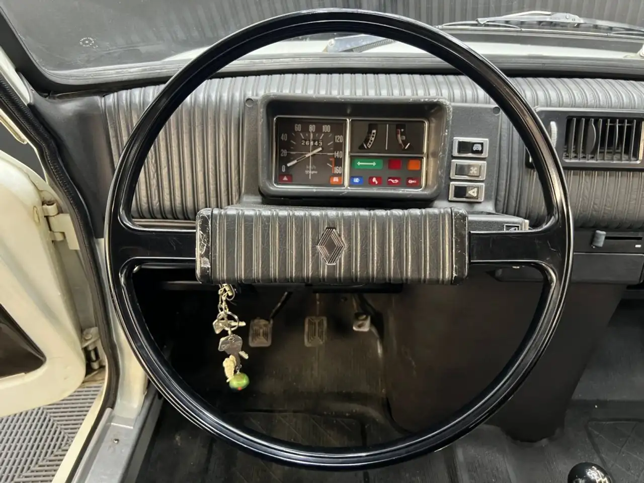 Renault R 5 TL, foto 12