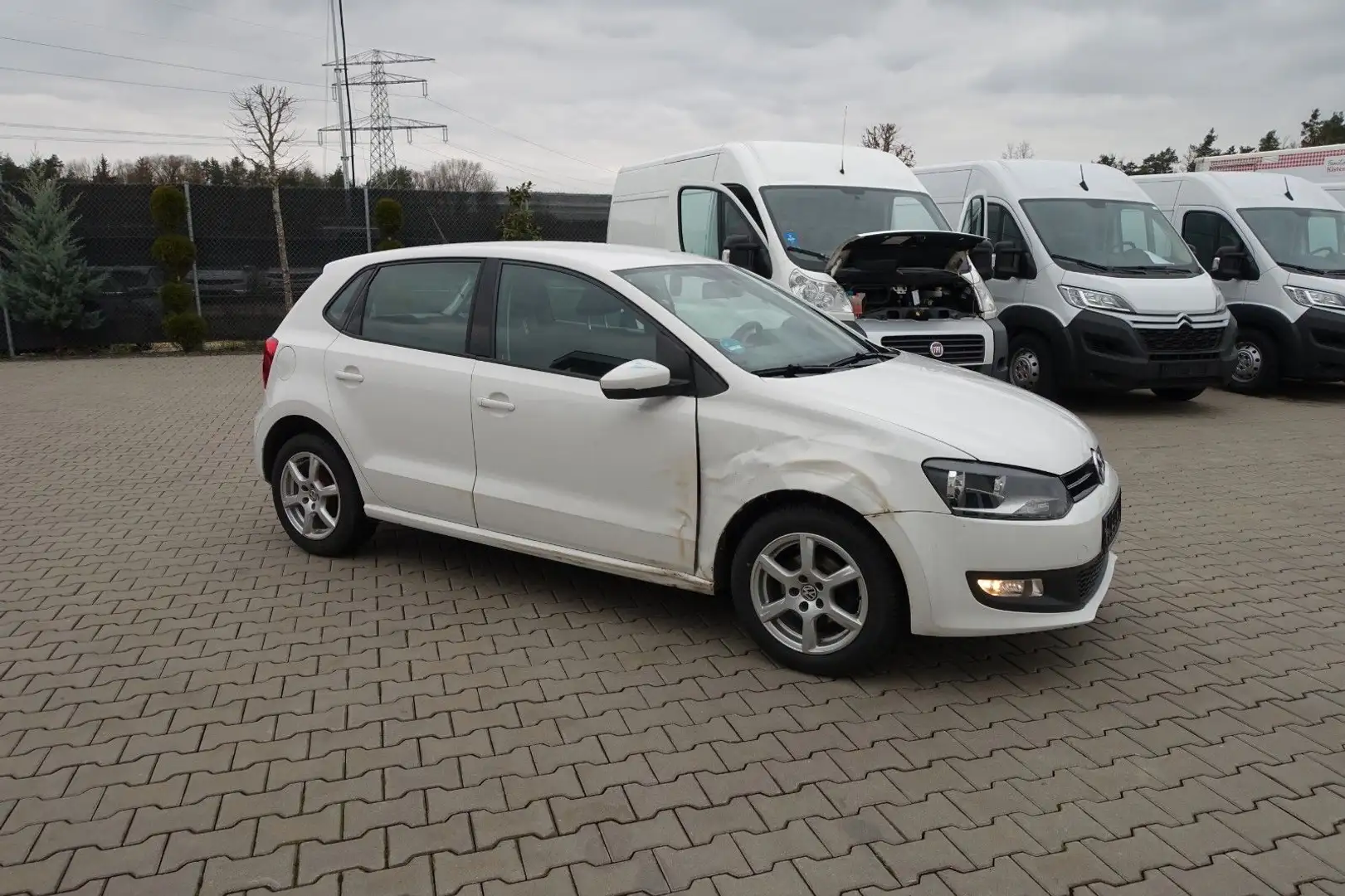 Volkswagen Polo 1.2 Comfortline Blanc - 2