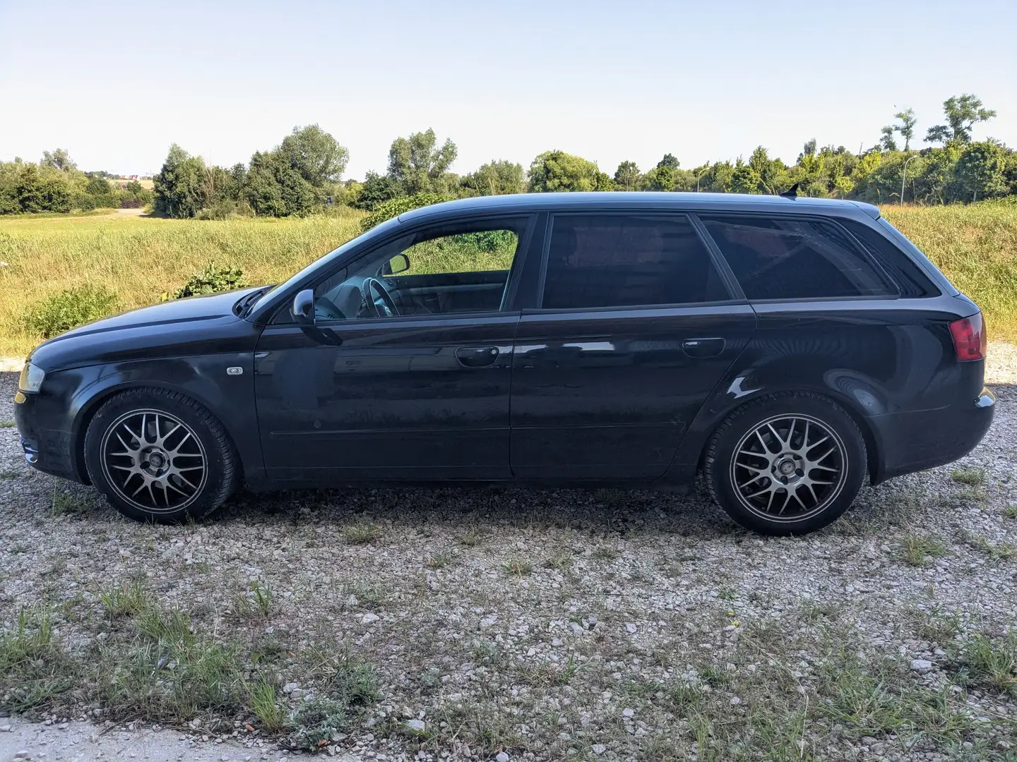 Audi A4 3.0 TDI quattro (150kW) AHK Xenon Allwetter Reifen Schwarz - 2