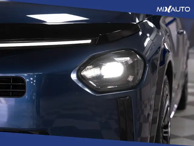 Lancia Ypsilon view 10