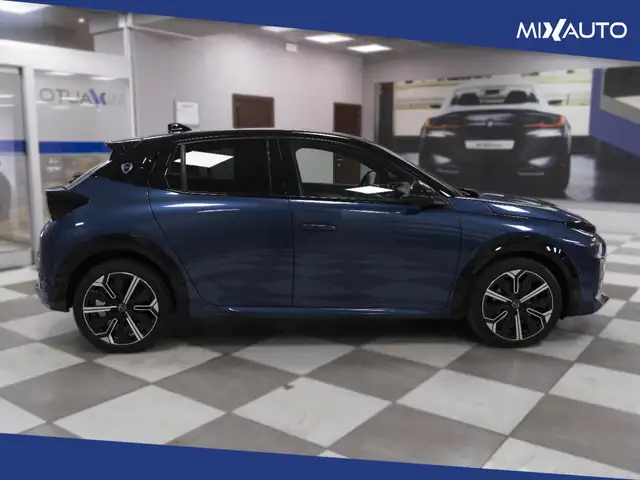 Lancia Ypsilon view 6