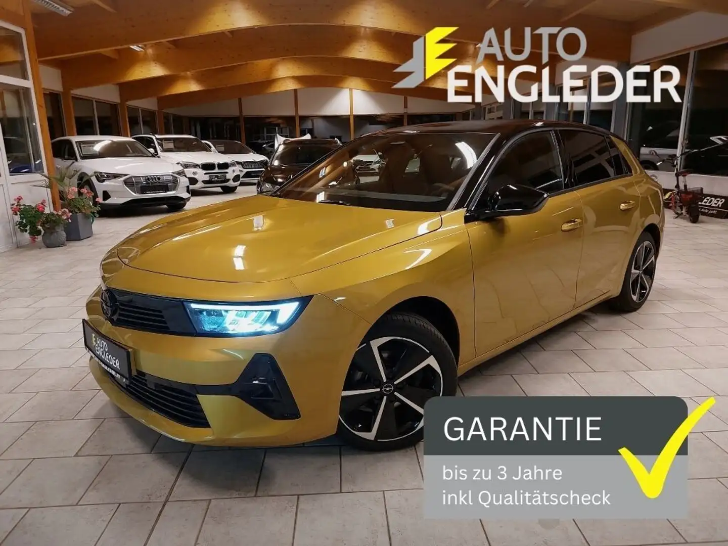 Opel Astra 1,2 Turbo GS Gelb - 1