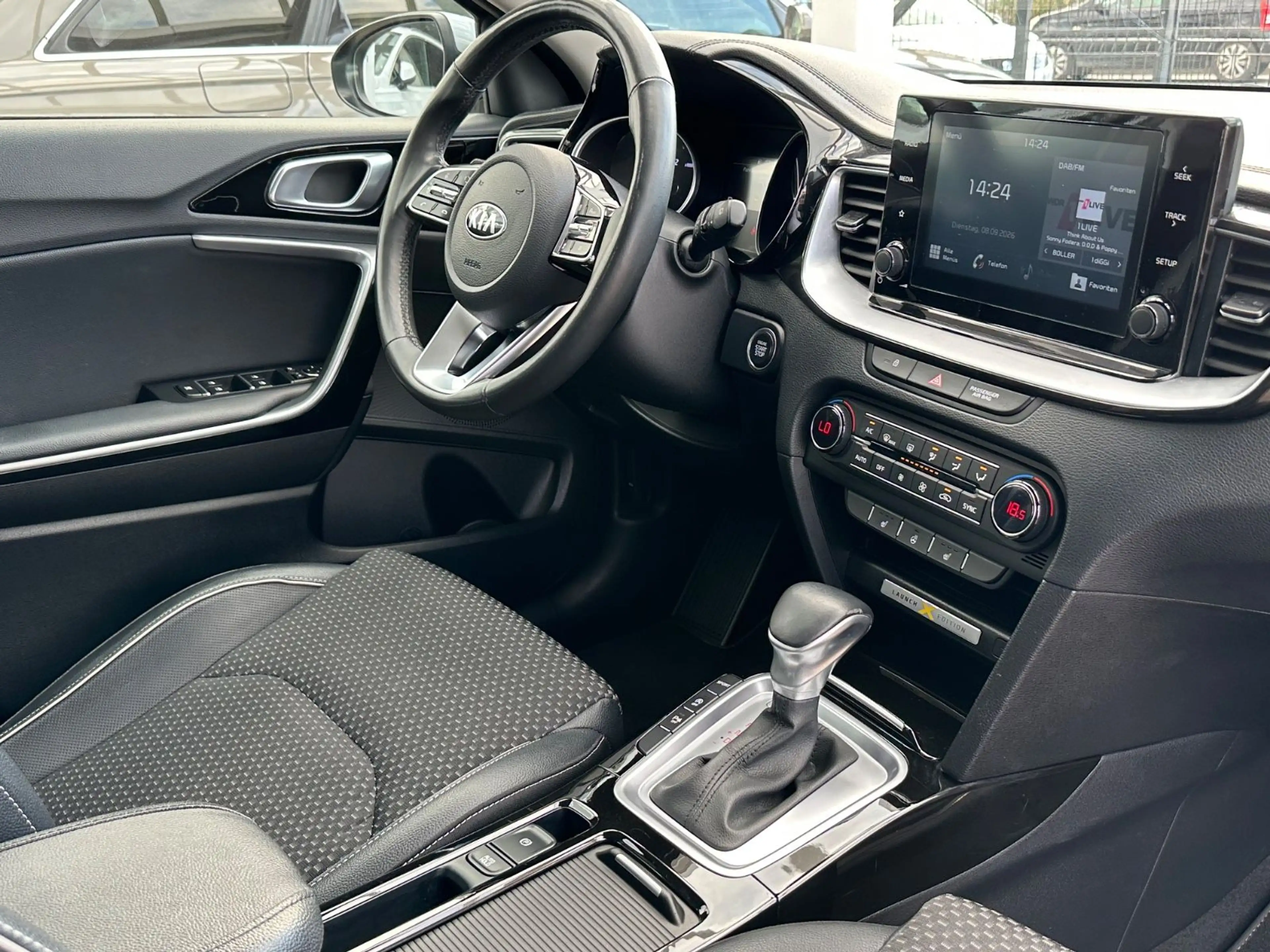 Kia XCeed Spirit*LED*R-Kamera*Ky-go*KlimaT*Sitzheizu — photo 6