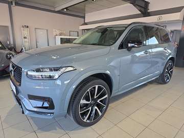 B5 Ultimate Dark AWD FourC AHK B&W Massage