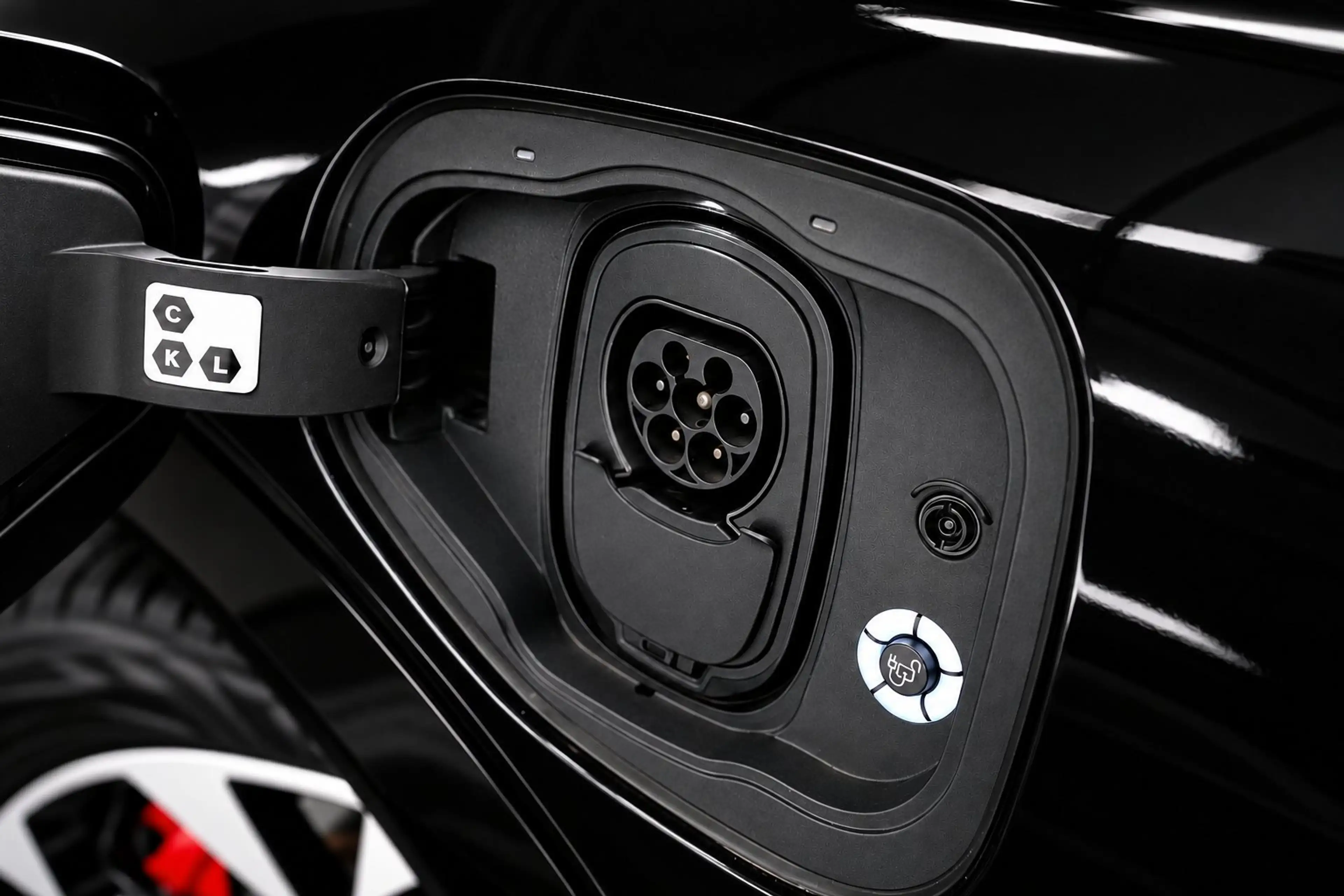 Ford Mustang Mach-E Extended AWD 98 kWh 351pk | Panoramadak | B&O Audi — photo 14