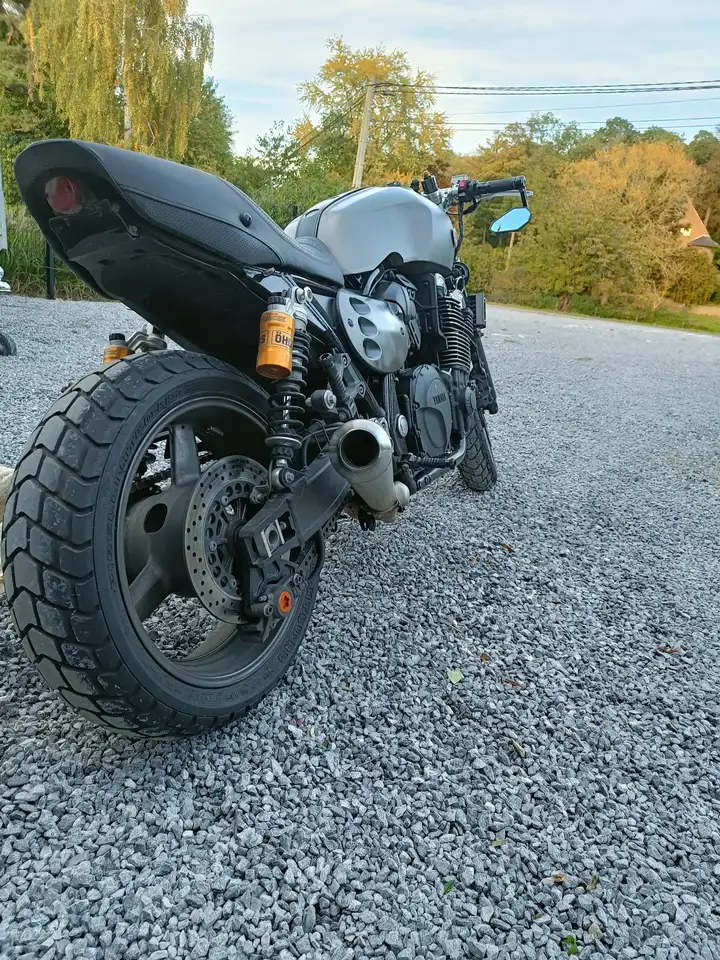 Yamaha XJR 1300