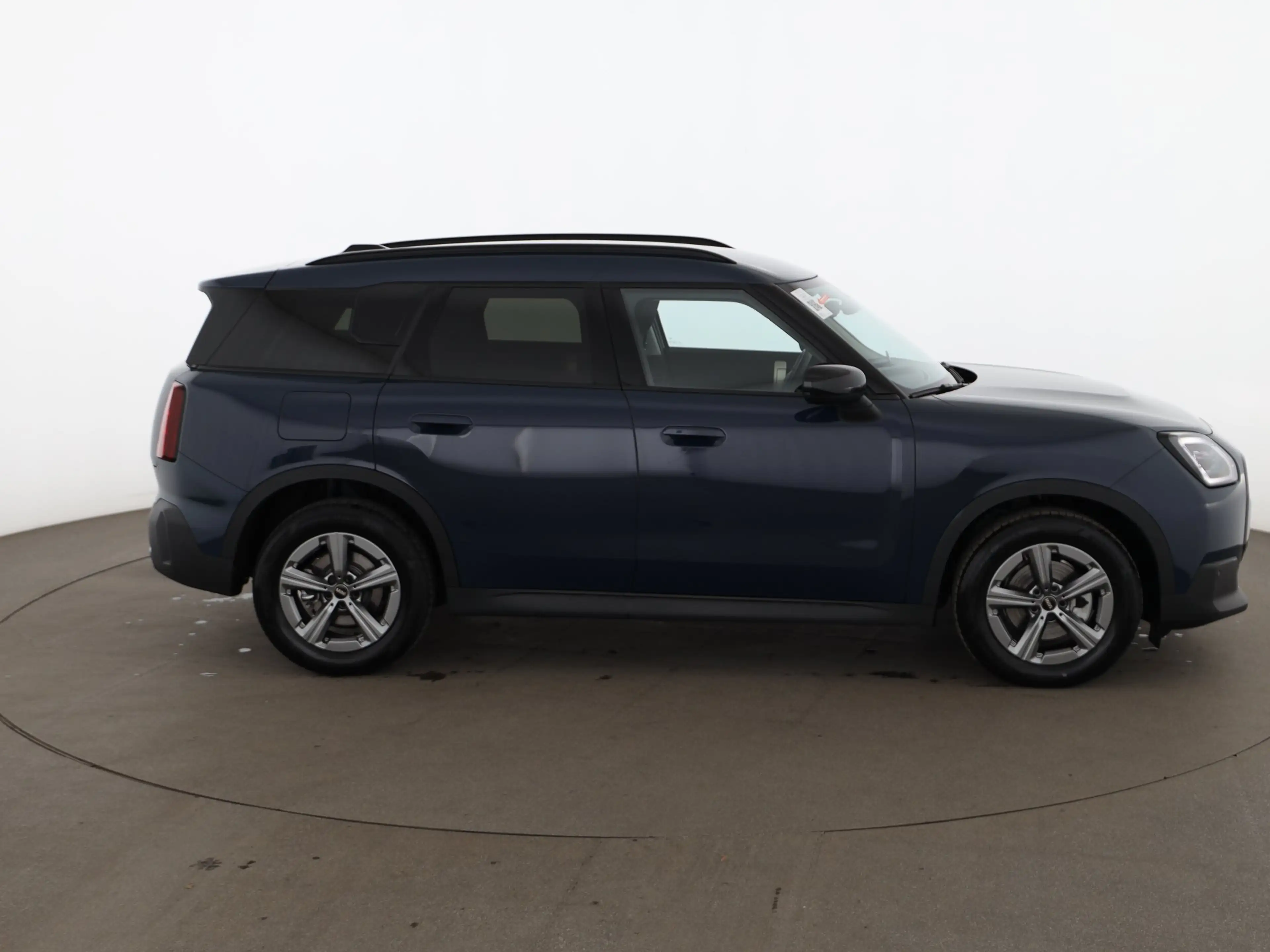 MINI Cooper D Countryman Countryman D Essential Trim Aut LED HEAD-UP NAVI — photo 5