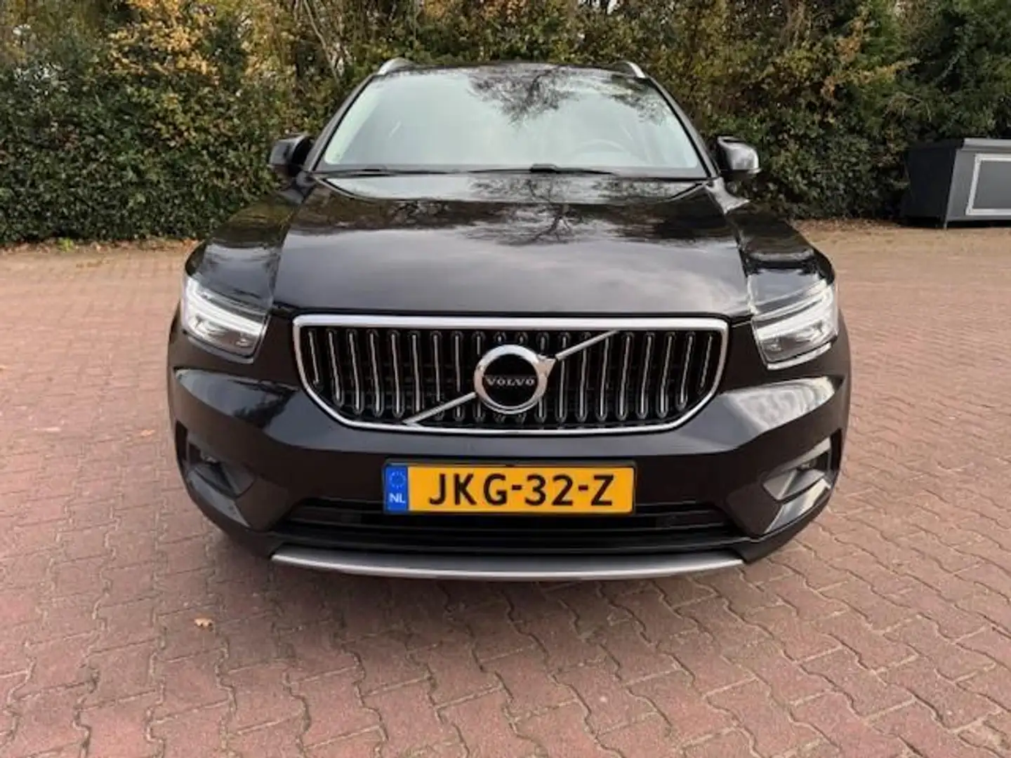 Volvo XC40 1.5 T5 RECHARGE 180PK BUSINESS PRO Noir - 2