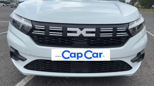 Dacia Sandero view 20