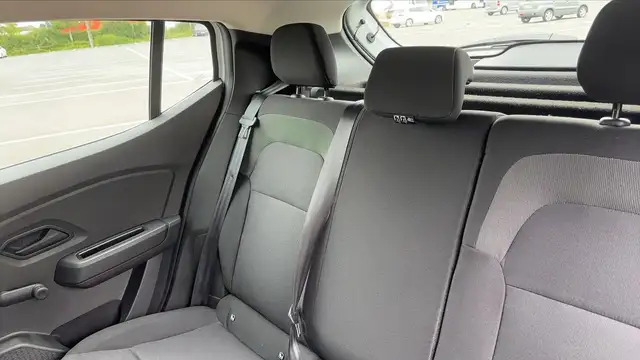 Dacia Sandero view 9