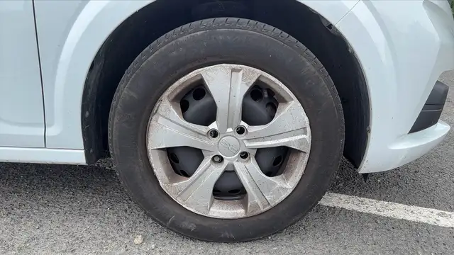 Dacia Sandero view 17