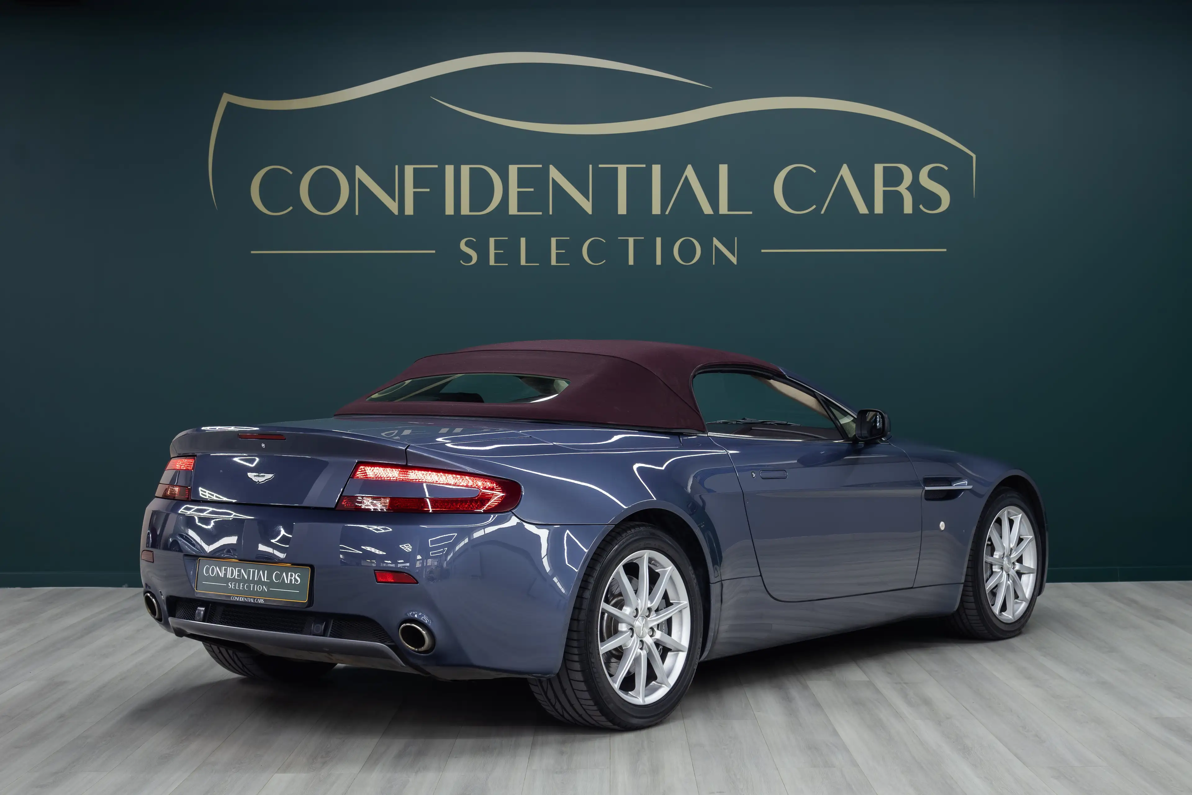 Aston Martin V8 Vantage Roadster Sportshift DualClutch — photo 10