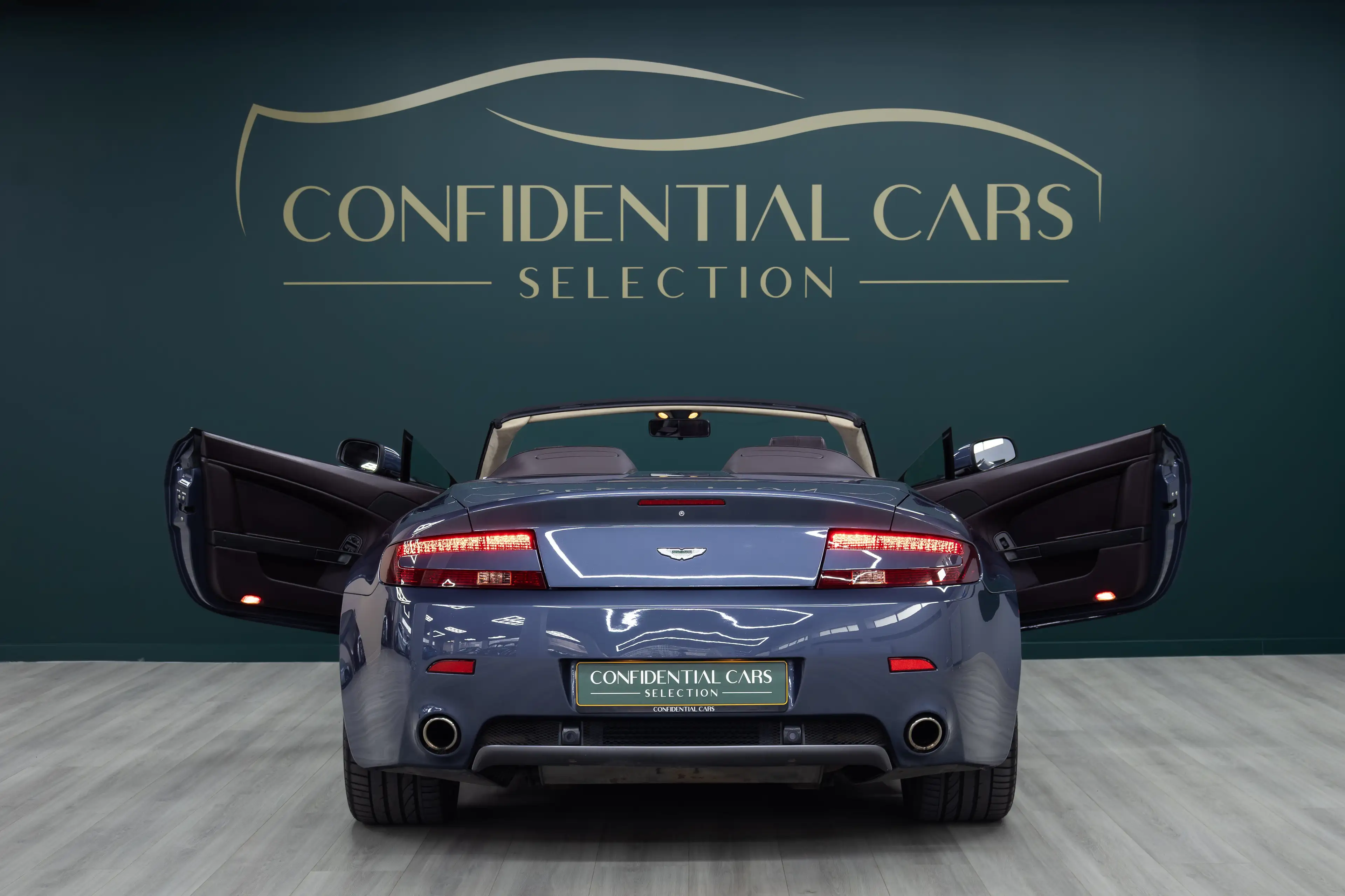 Aston Martin V8 Vantage Roadster Sportshift DualClutch — photo 12