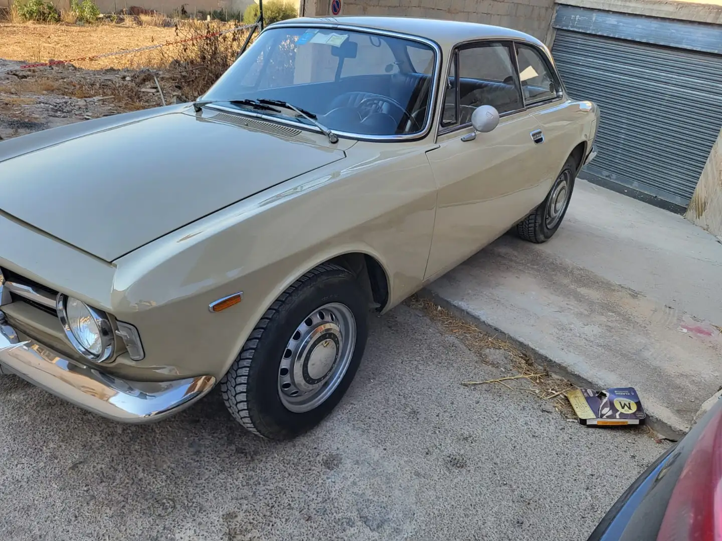 Alfa Romeo GT 1300 JUNIOR SCALINO Beige - 1