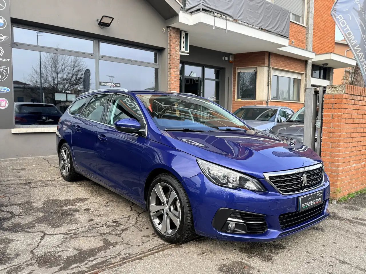 Peugeot 308 BlueHDi 130 S&S EAT8 SW Allure, миниатюра 6